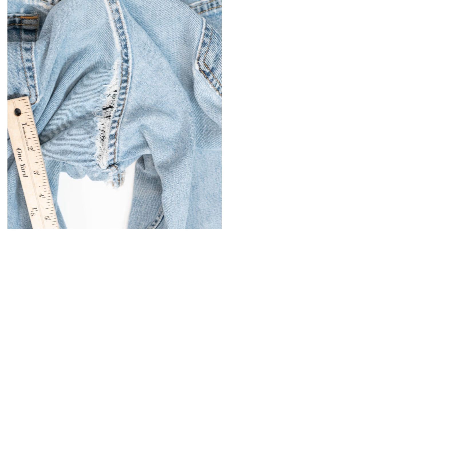 Levi's VINTAGE Levi’s 550 Denim Jeans Drops Distressed 36 X 30 USA Men Regular Blue jeans 5-Pocket HTF Thrash Grunge Hip Hop 90s Rock California Size US 36 / EU 52 - 12 Thumbnail
