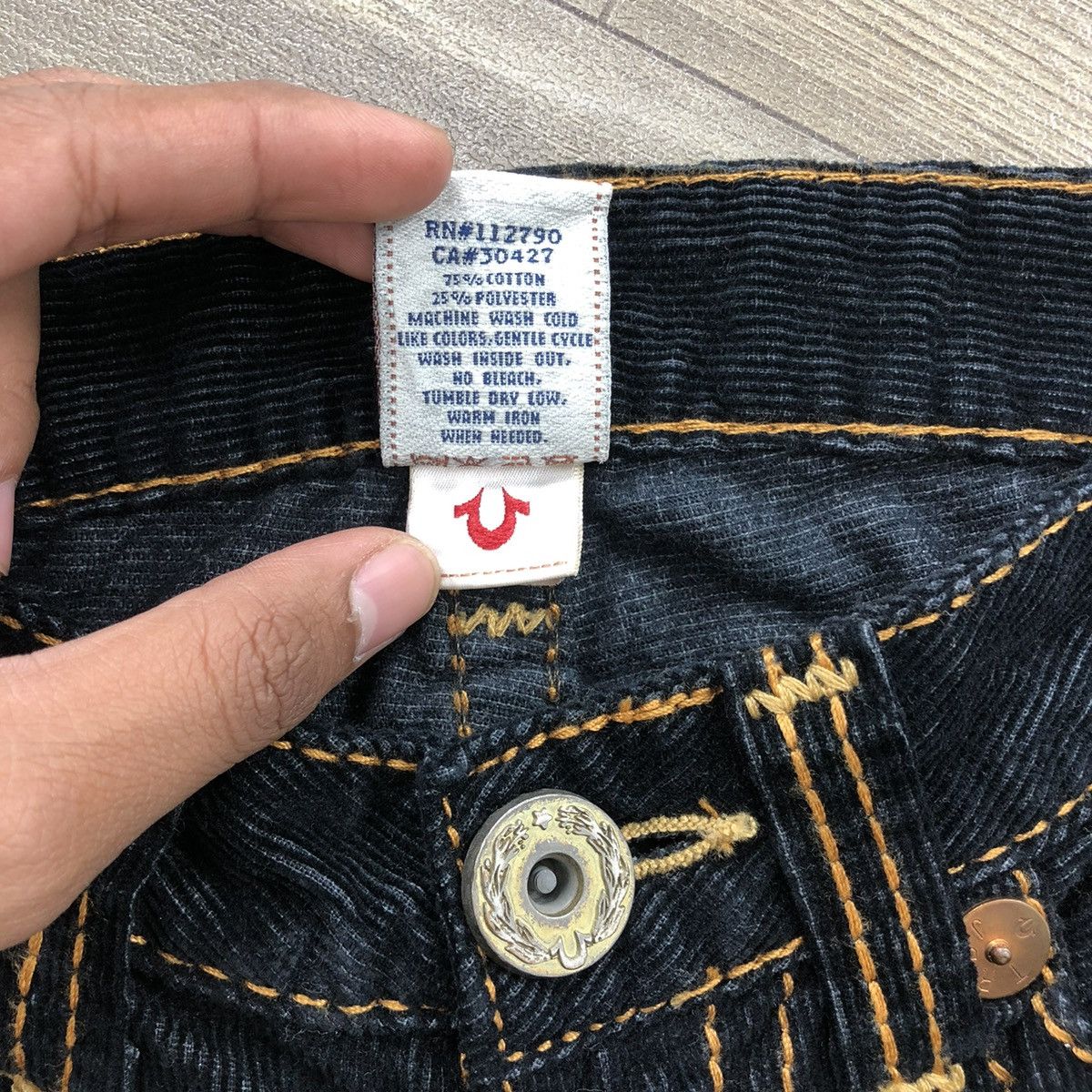 True Religion × Vintage Y2K Vintage True Religion Flared Courduroy Bootcut Pants Size 26" / US 2 / IT 38 - 9 Thumbnail