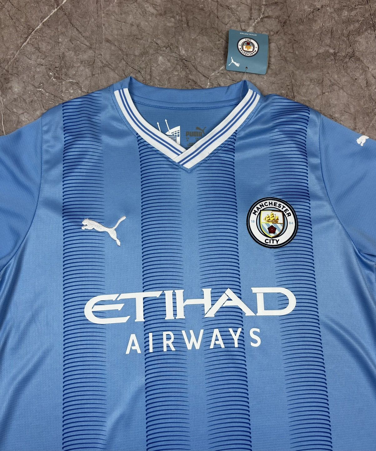 Puma New Puma Manchester City football jersey size S Size US S / EU 44-46 / 1 - 6 Thumbnail