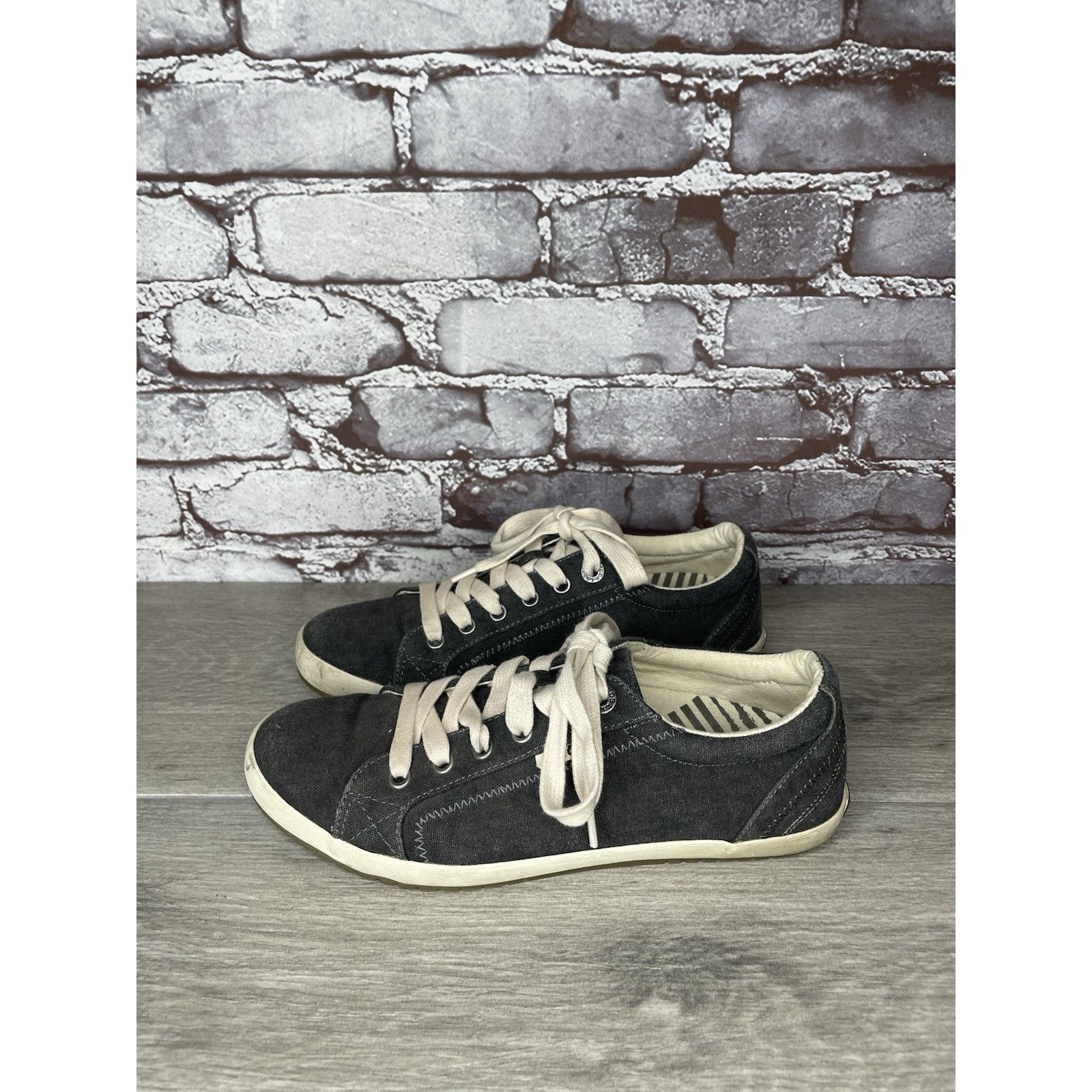 Other Taos Moc Star Gray Canvas Denim Lace Up Low Sneakers Shoes W Size US 7.5 / IT 37.5 - 14 Thumbnail
