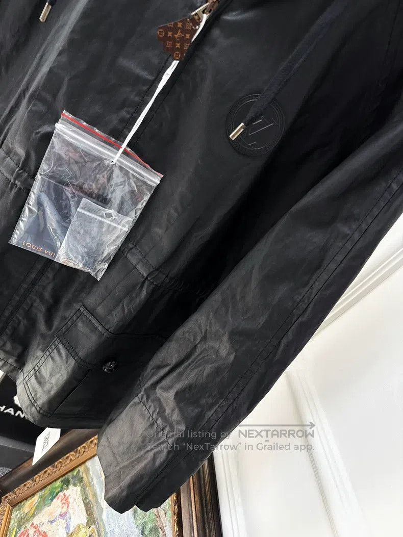 Louis Vuitton Louis Vuitton Black zip-up print logo hooded long sleeve p Size XXS / US 00 / IT 34 - 4 Thumbnail