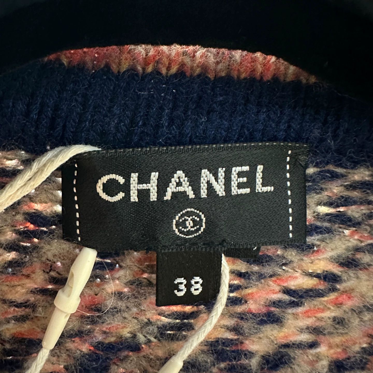 Chanel Chanel Cashmere Color-Blocked Check Crystal Btns Cardi 38 Size S / US 4 / IT 40 - 3 Thumbnail