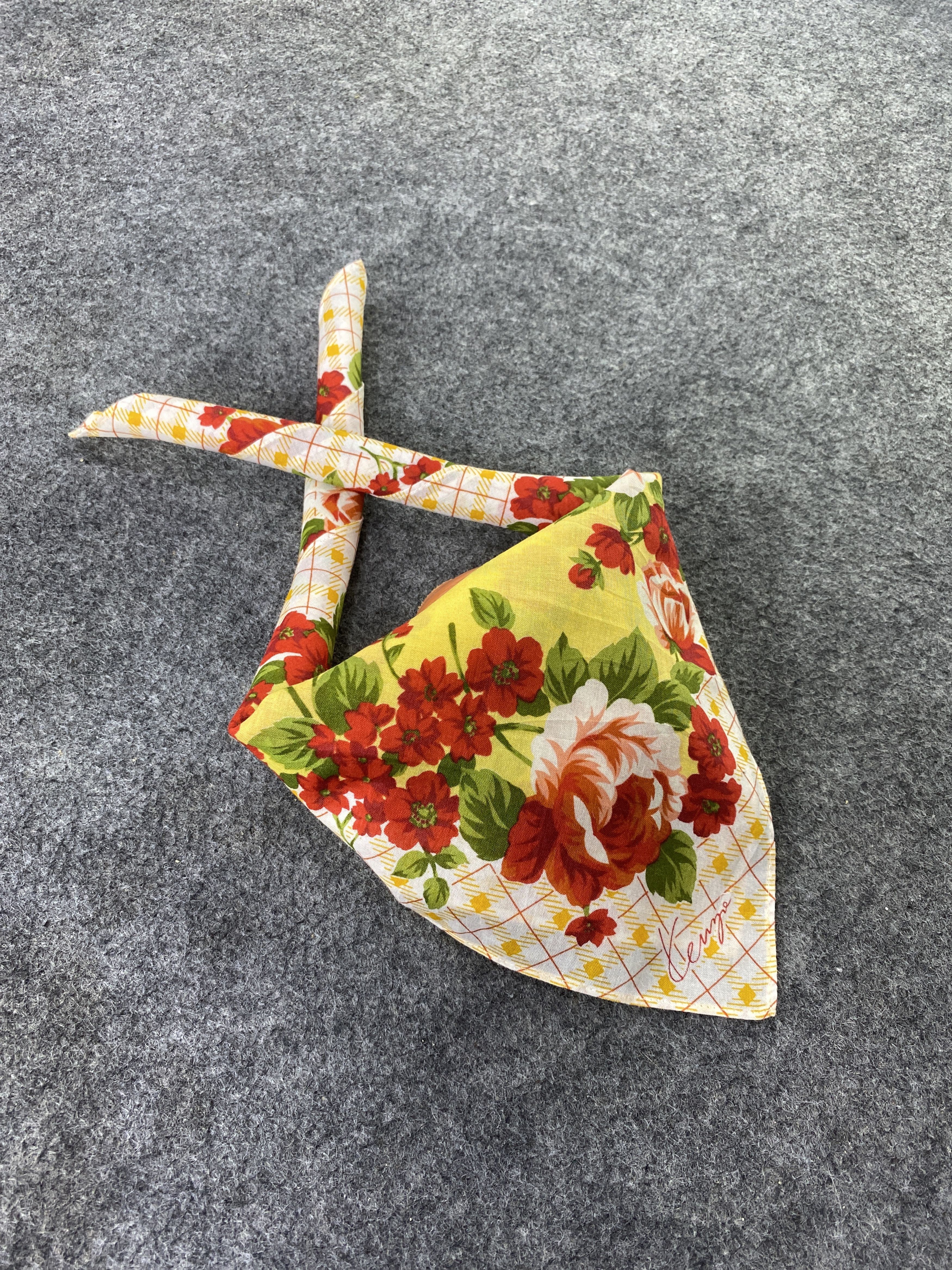 Kenzo Kenzo Handkerchief / Bandana / Neckerchief / Headscarf-B365 Size ONE SIZE - 1 Thumbnail
