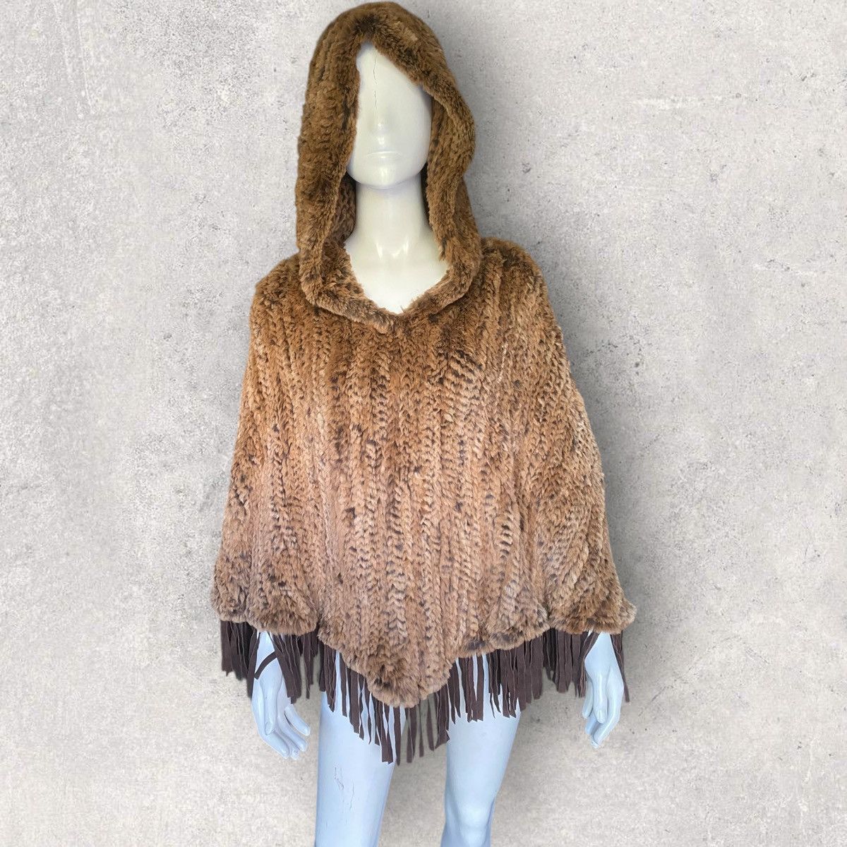 Isamu Katayama Backlash Fringe Rabbit Fur Hoodie Poncho Size M / US 6-8 / IT 42-44 - 1 Thumbnail