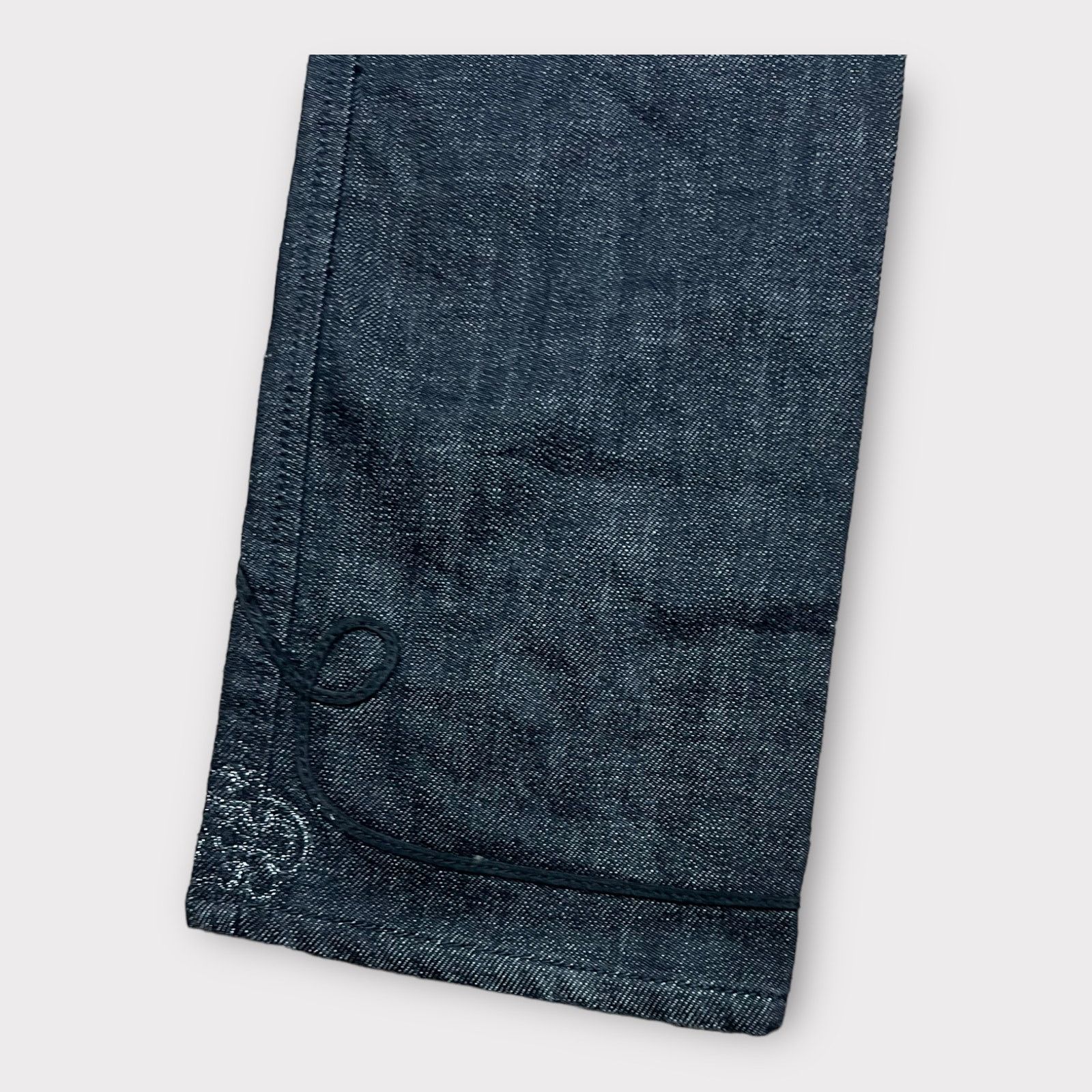 Express Express | Vintage Y2K Embellished Ultra Low Rise Jeans | 2 Size 26" / US 2 / IT 38 - 8 Thumbnail