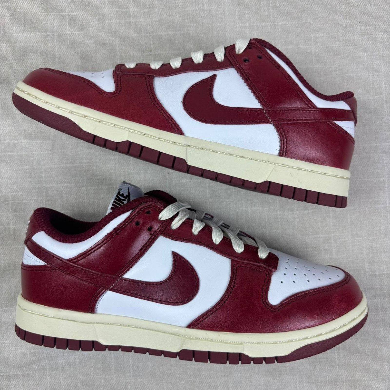 Nike 💋 2023 Nike Dunk Low “Vintage Team Red” 7W Size US 7 / IT 37 - 2 Thumbnail