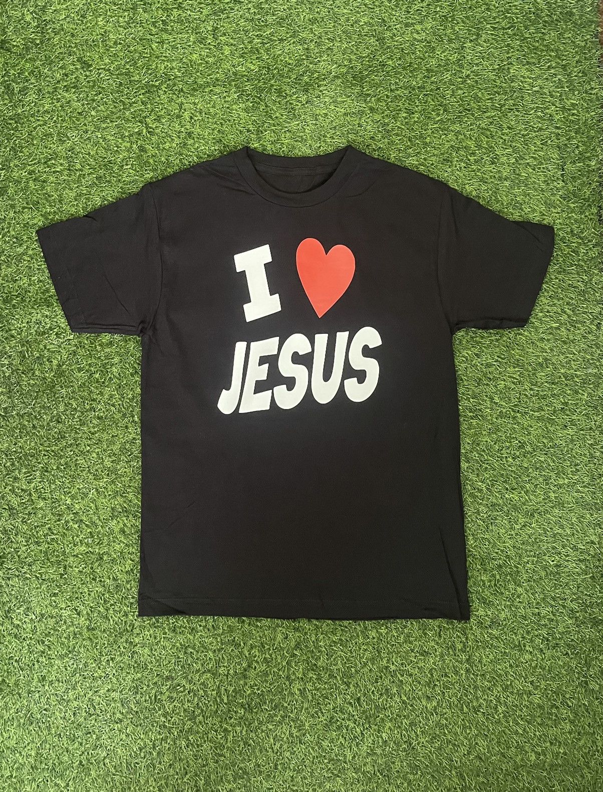Vintage I <3 JESUS TSHIRT Size US M / EU 48-50 / 2 - 1 Thumbnail