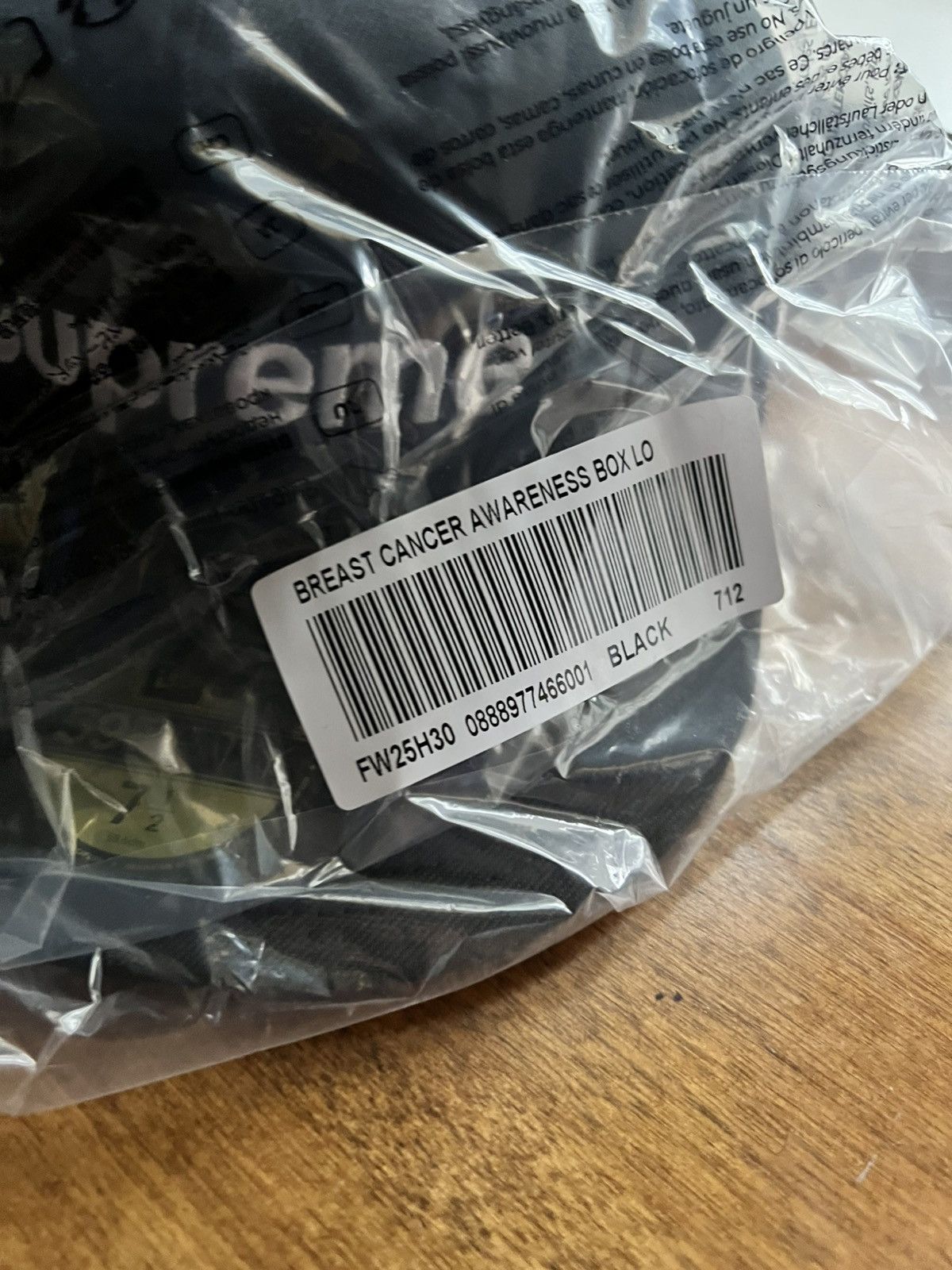 New Era × Supreme 7 1/2 Supreme Breast Cancer Awareness Box Logo Hat Black Size ONE SIZE - 5 Thumbnail