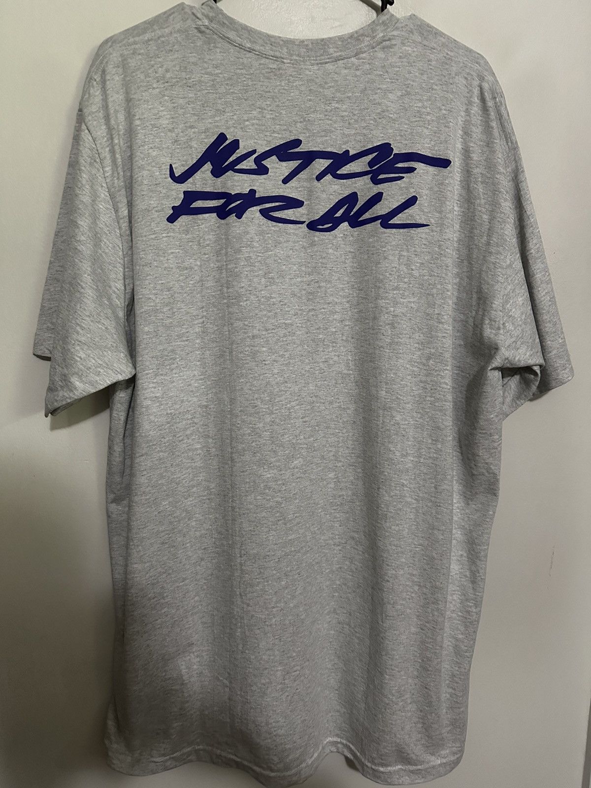 Supreme Supreme Futura Logo Tee Size US XL / EU 56 / 4 - 3 Thumbnail