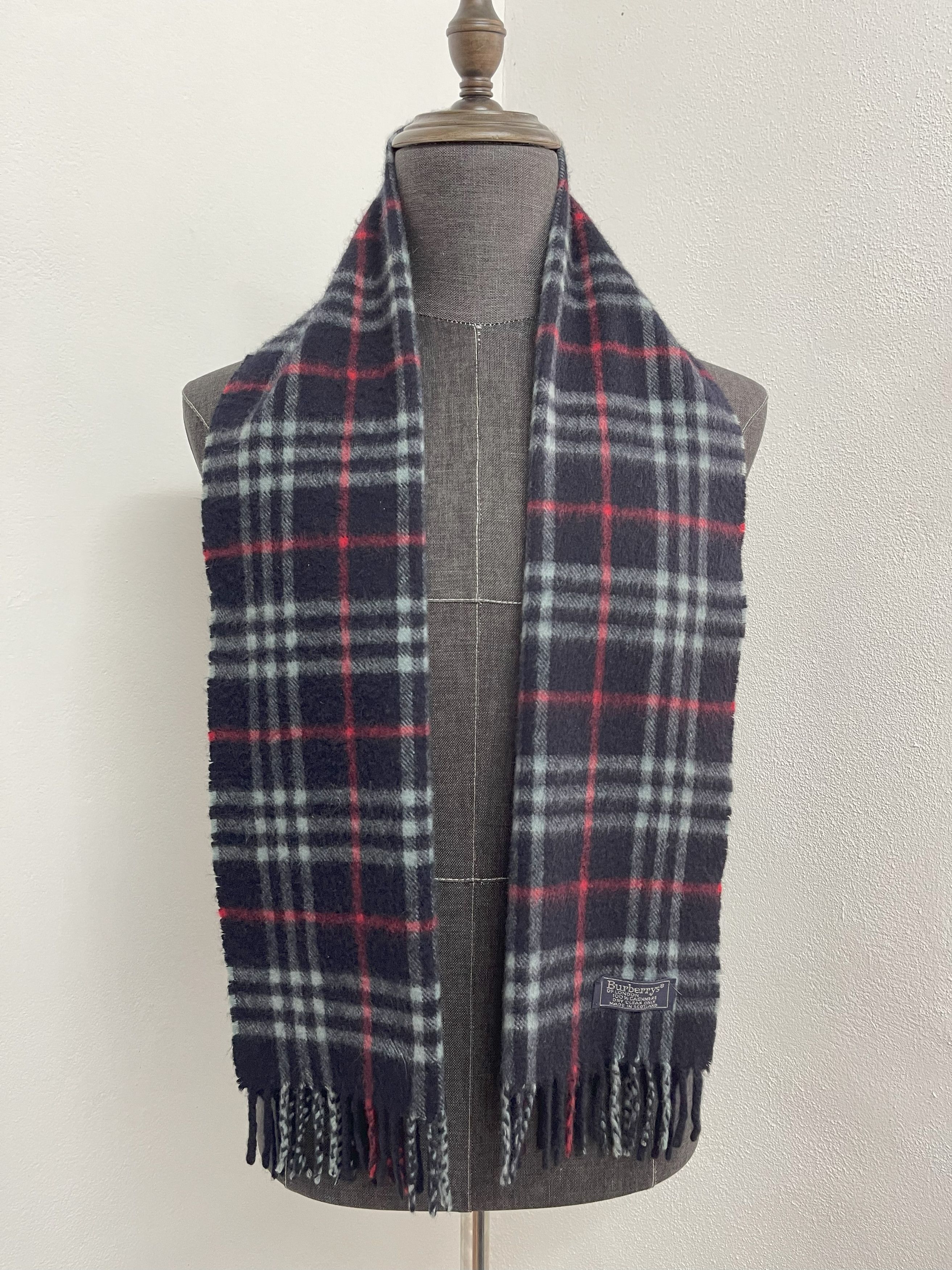 Burberry Vintage Burberry Scarf / Muffler - 6085 Size ONE SIZE - 6 Thumbnail