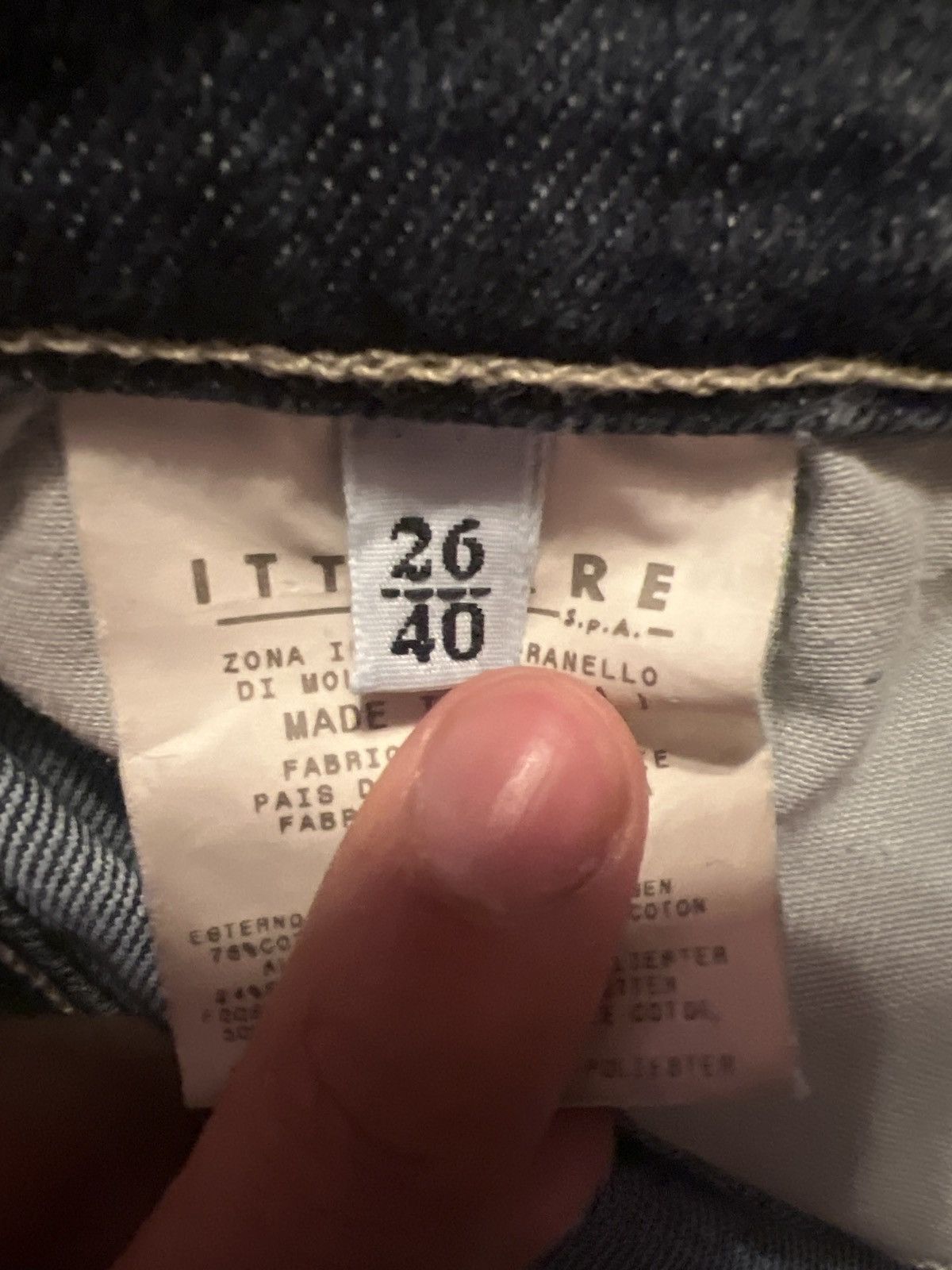 Versace beautiful pants.. versace made in Italy Size US 28 / EU 44 - 11 Thumbnail