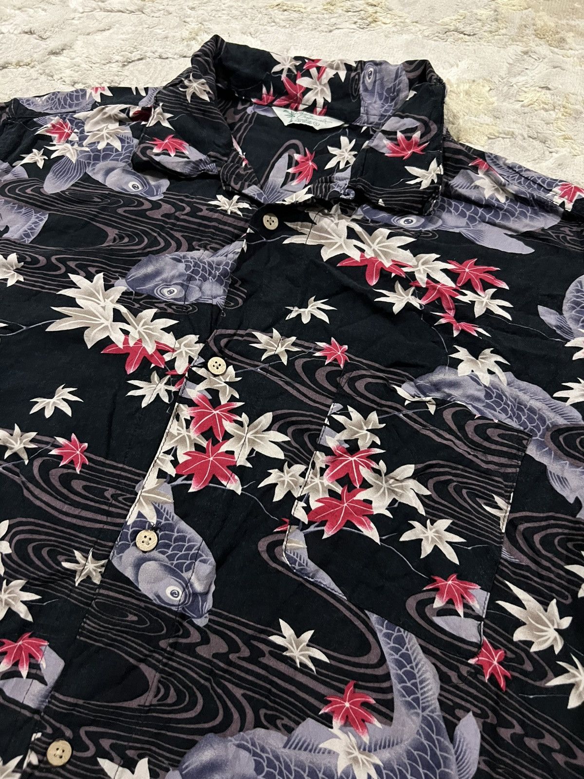 Sun Surf Vintage Japanese Koi Fish & Maple Leaf Rayon Hawaiian Shirt Size US XL / EU 56 / 4 - 1 Thumbnail
