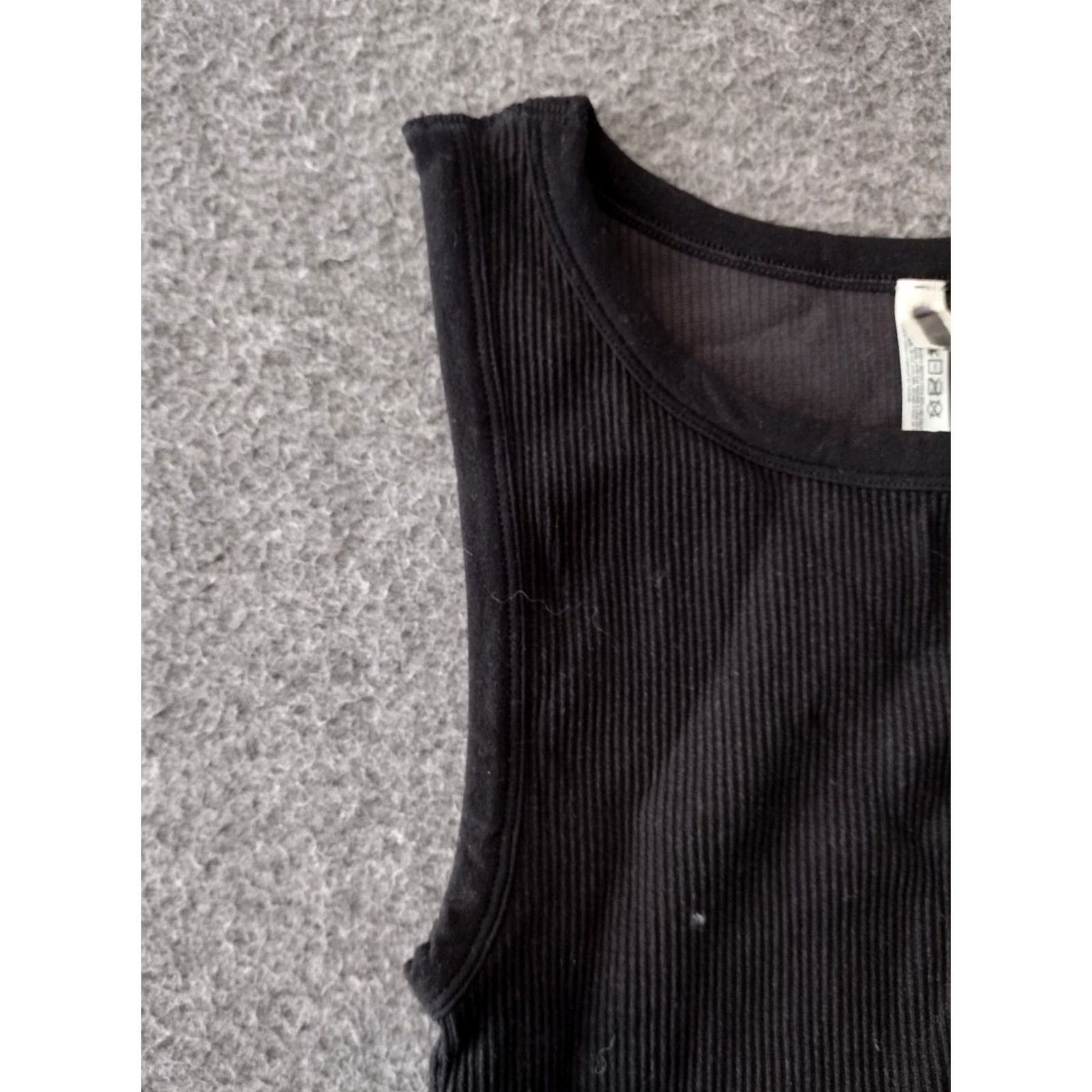 Vintage Sunday Best Women's Black Sleeveless Scoop Neck Ribbed Tank Top M Shirt Adult Black Ribbed Tank Top Size M / US 6-8 / IT 42-44 - 3 Thumbnail