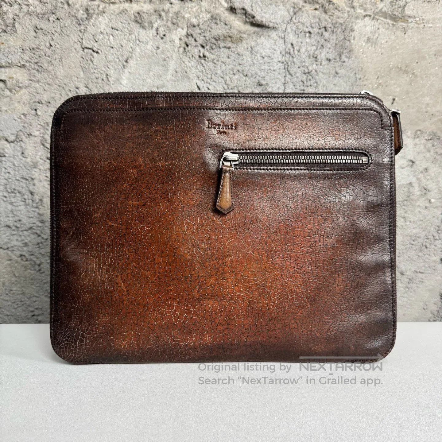 Berluti Berluti Crackle Texture Clutch Bag. Size ONE SIZE - 1 Thumbnail