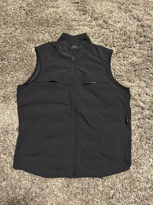 Represent Clo. 247 Running Vest | Grailed