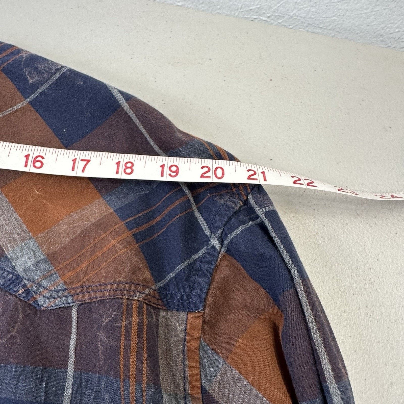 BKE BKE Vintage 67 Men’s XL Athletic Fit Western Button Up EUC Size US XL / EU 56 / 4 - 7 Thumbnail