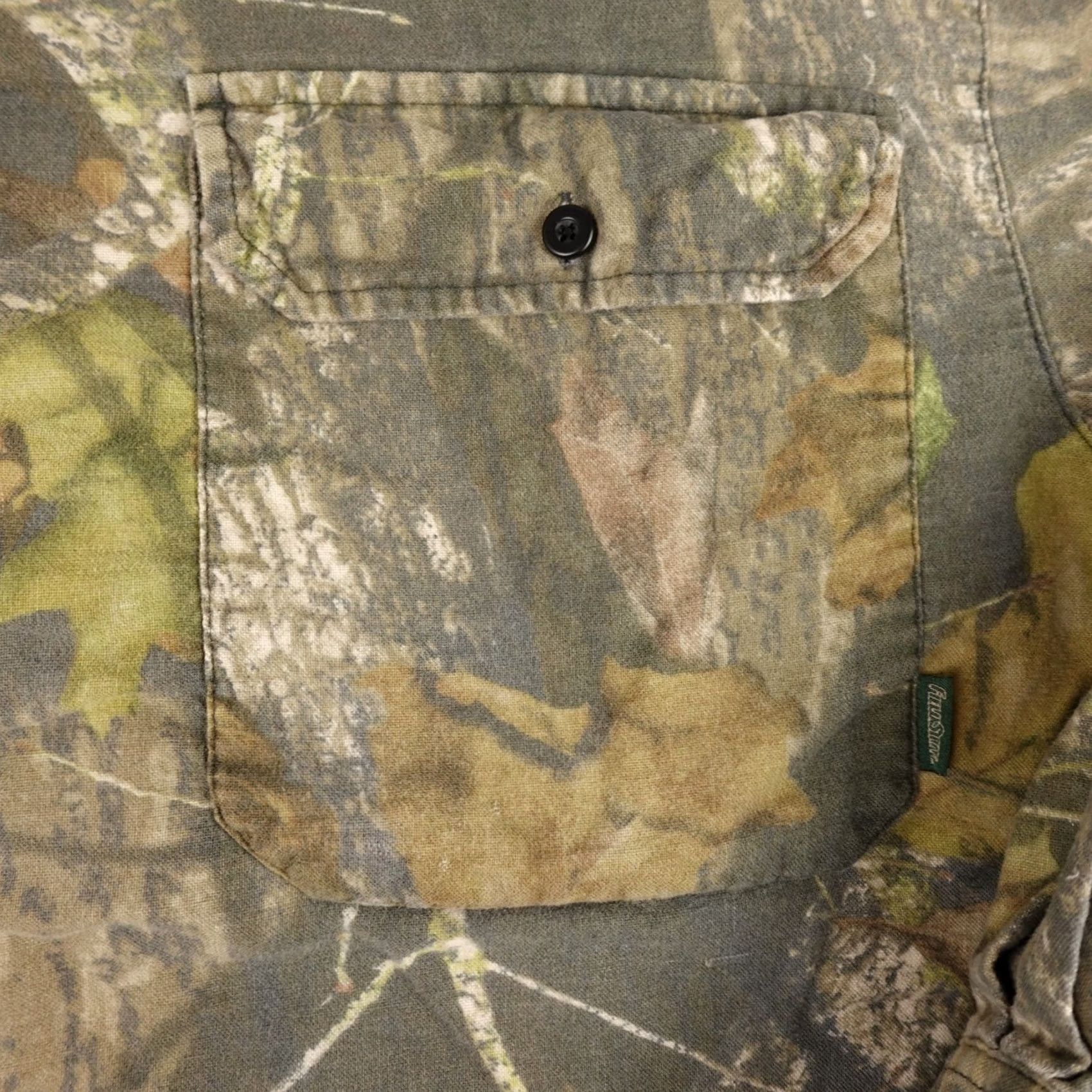 Vintage VINTAGE Mossy Oak Camo Shirt Mens 2XL Green Brown Long Sleeve Button Hunting Size US XXL / EU 58 / 5 - 6 Thumbnail