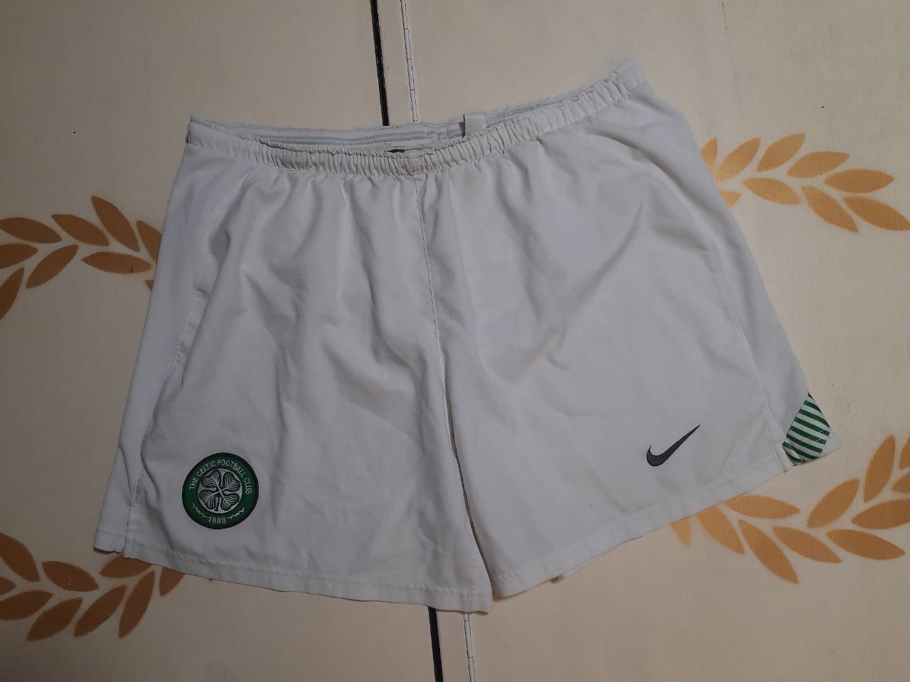 Nike Nike Celtic FC Shorts 2005-2006 Size US 38 / EU 54 - 2 Thumbnail