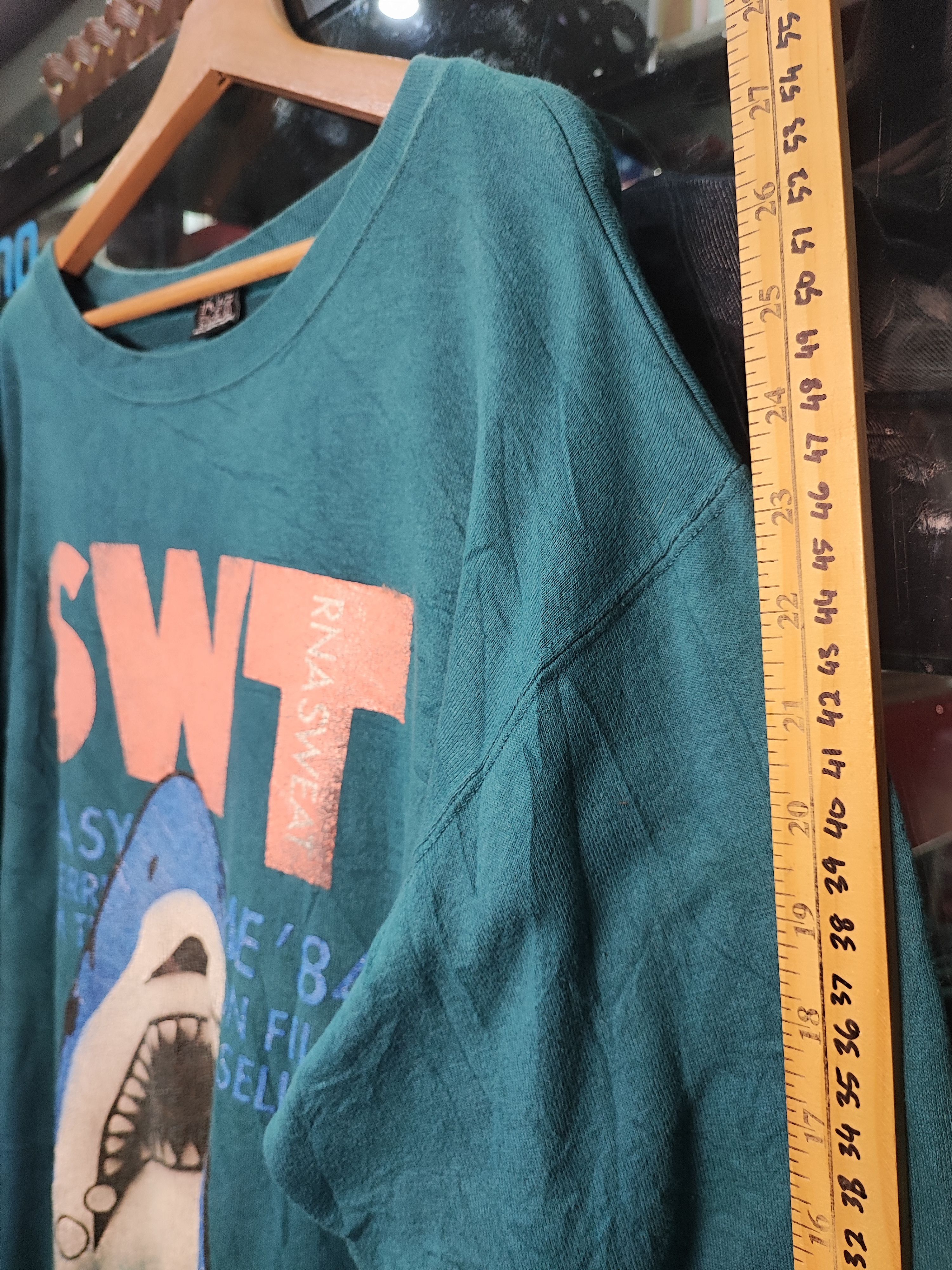 14th Addiction VINTAGE RNA INC SWT SHARK SWEATSHIRT Size US S / EU 44-46 / 1 - 10 Thumbnail