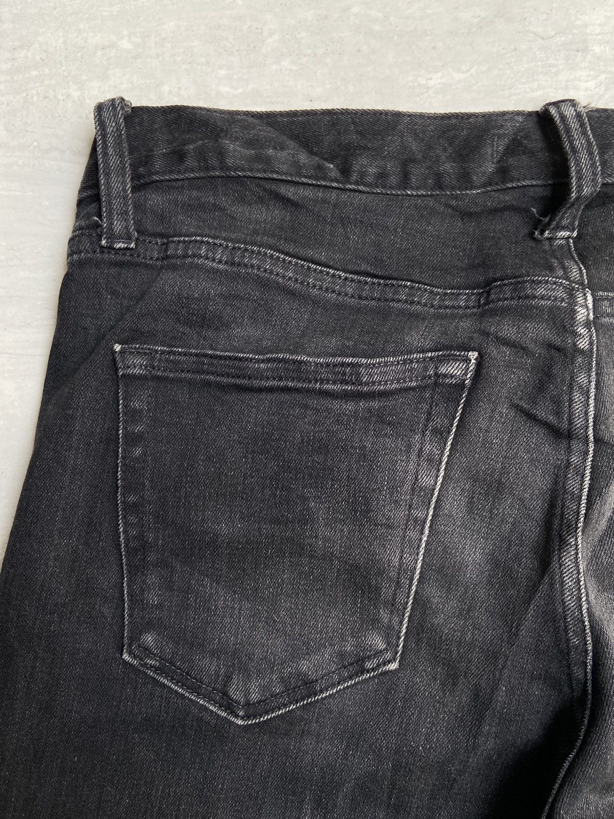 Uniqlo UNIQLO Black Selvedge Denim Size US 32 / EU 48 - 13 Thumbnail
