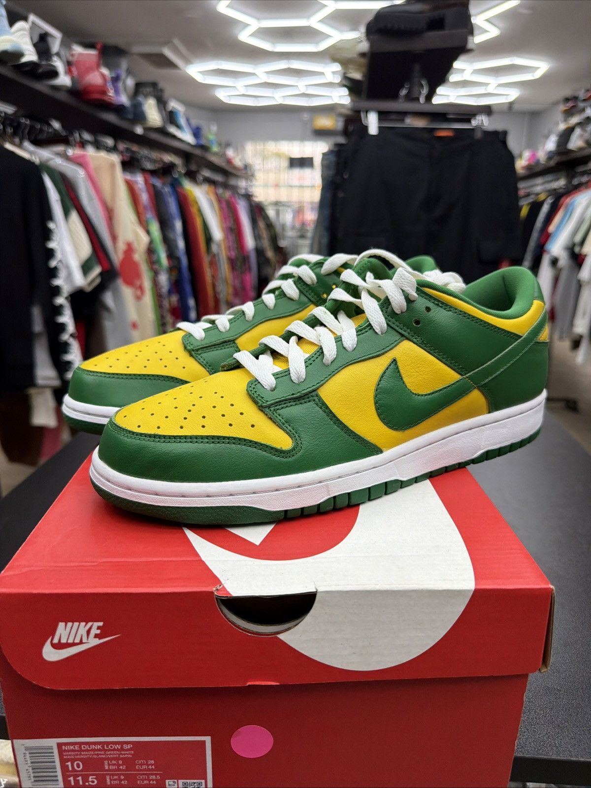 Nike Nike Dunk SP Low Brazil CU1727-700 Size 10 - Brand New Quick Size US 10 / EU 43 - 14 Thumbnail