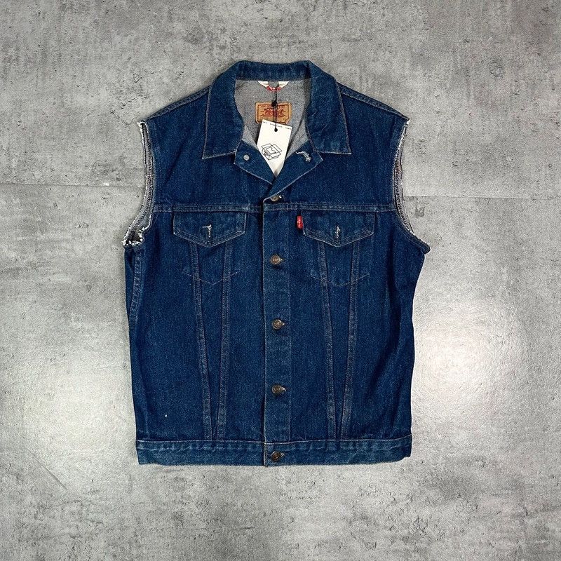 Levi's × Levi's Vintage Clothing × Vintage Levi's Vest Denim Vintage Sleeveless Jacket USA Biker Rider Size S / US 4 / IT 40 - 1 Thumbnail