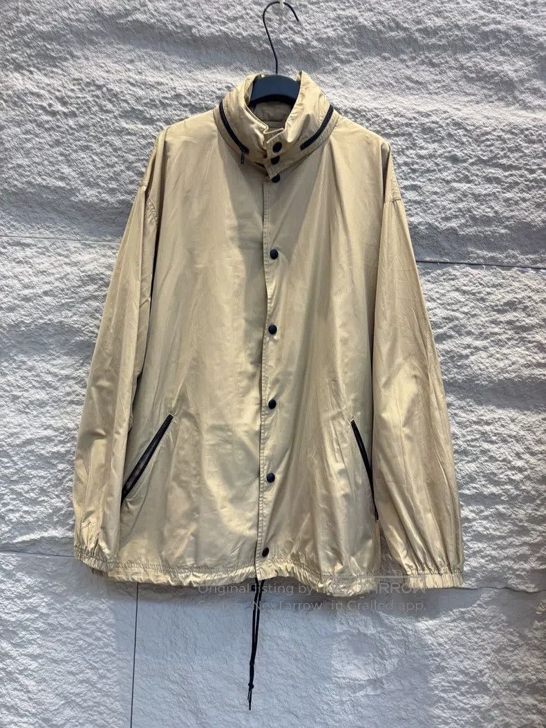 Balenciaga Balenciaga Hooded Logo Alphabet Printed Long Sleeve Jacket Size US S / EU 44-46 / 1 - 1 Thumbnail