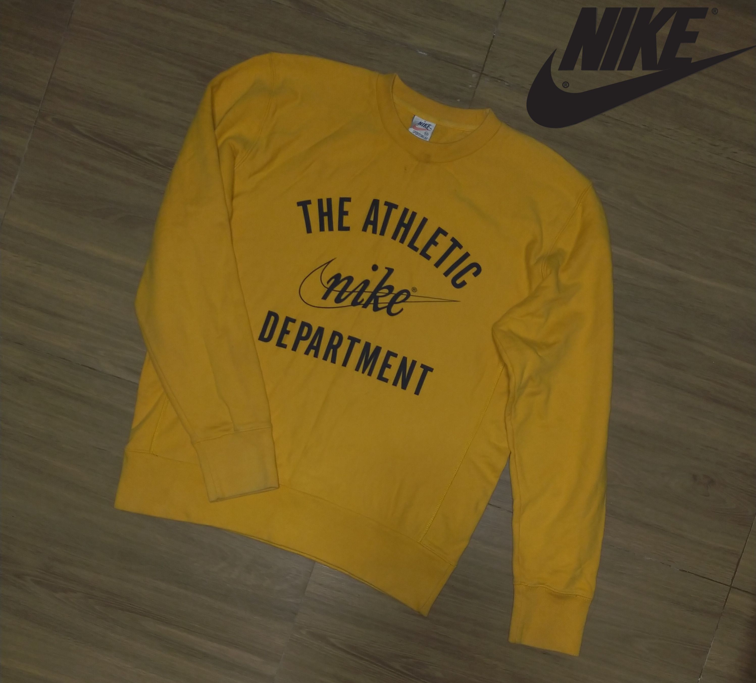 Vintage Vintage Nike crewneck Size US M / EU 48-50 / 2 - 1 Thumbnail