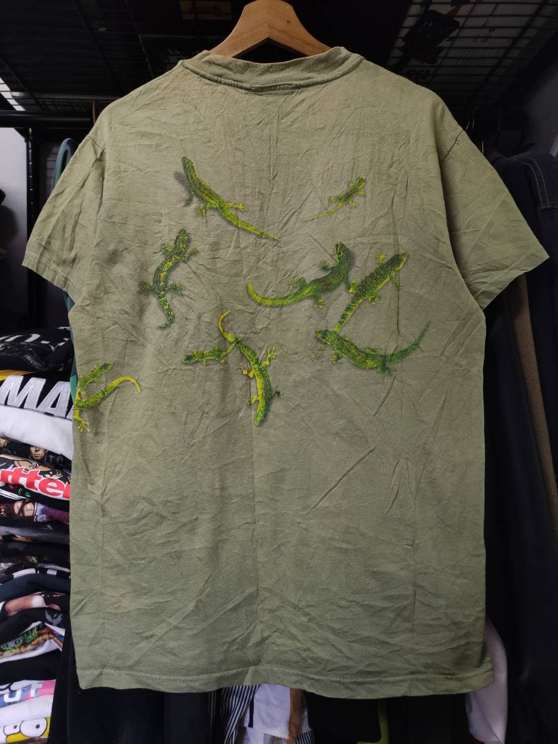 Vintage Vtg 90's Geckos All Over Print Animal T-Shirt Size US M / EU 48-50 / 2 - 2 Thumbnail