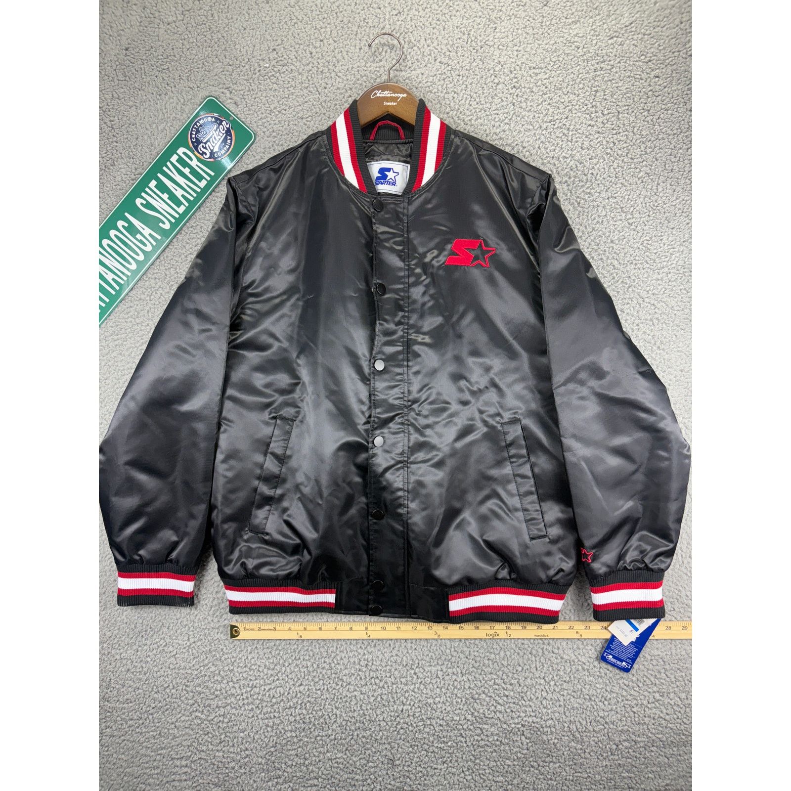 NFL Starter Retro Satin Varsity Bomber Jacket Mens Extra Large Size US XL / EU 56 / 4 - 1 Thumbnail