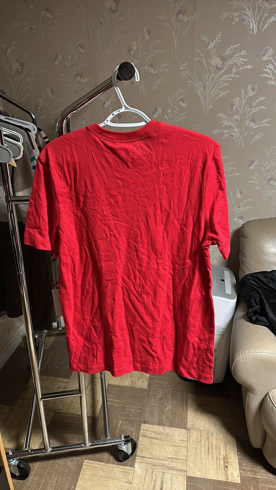 Uniqlo Nike Men’s Logo Short Sleeve T Shirt Red Size M Size US M / EU 48-50 / 2 - 2 Thumbnail