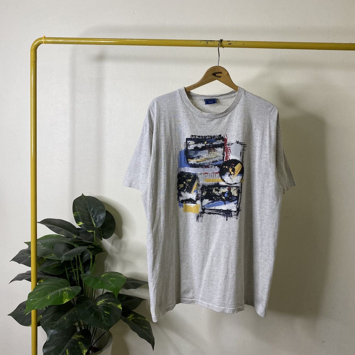 Vintage 1990s Canoe Water Rafting T Shirt Size US XL / EU 56 / 4 - 1 Thumbnail