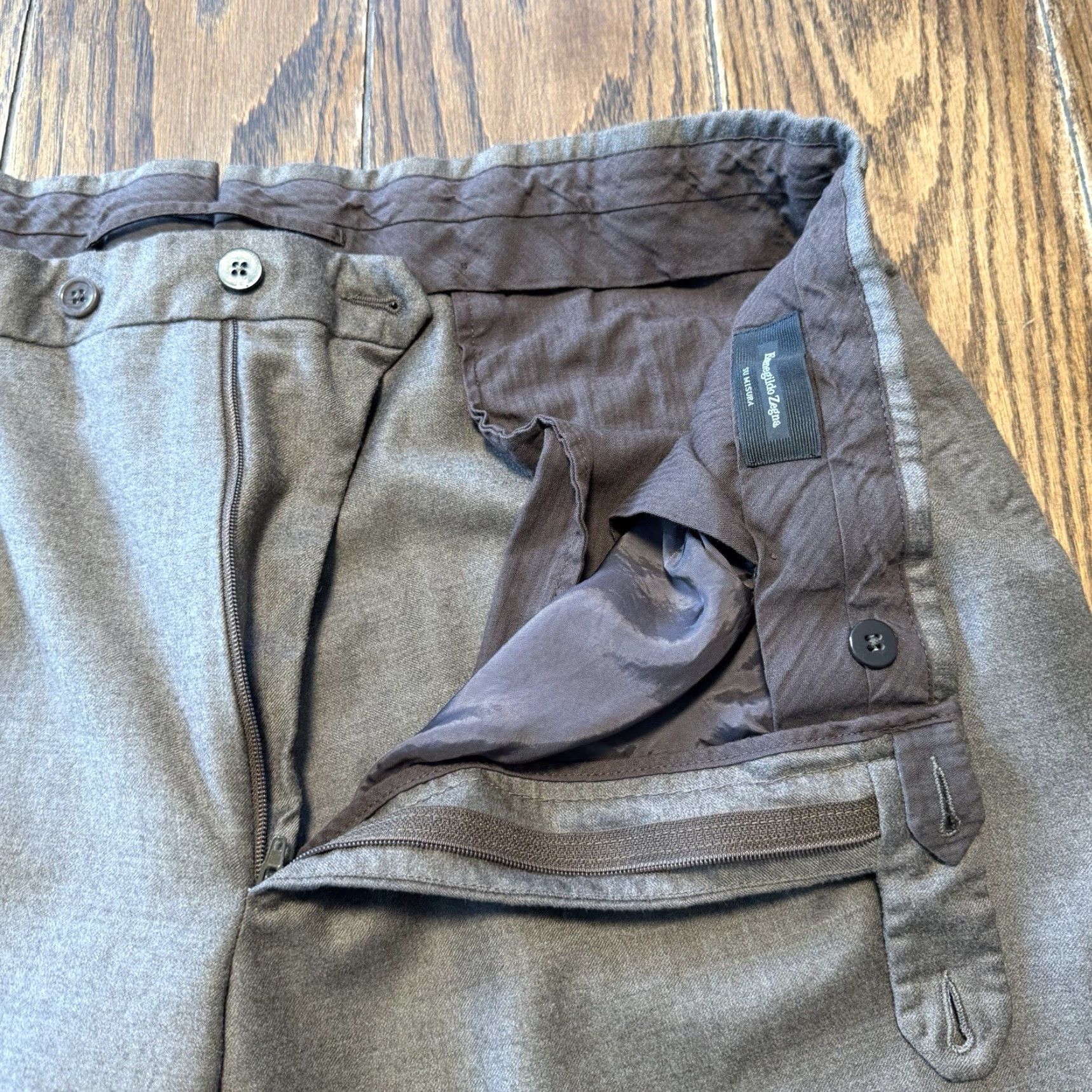 Ermenegildo Zegna Ermenegildo Zegna Mila 37x32 Dress Pants Brown Flannel Wool Mens Straight Front Pockets Logo Regular Pants Mens Dress Pants Size US 37 - 3 Thumbnail