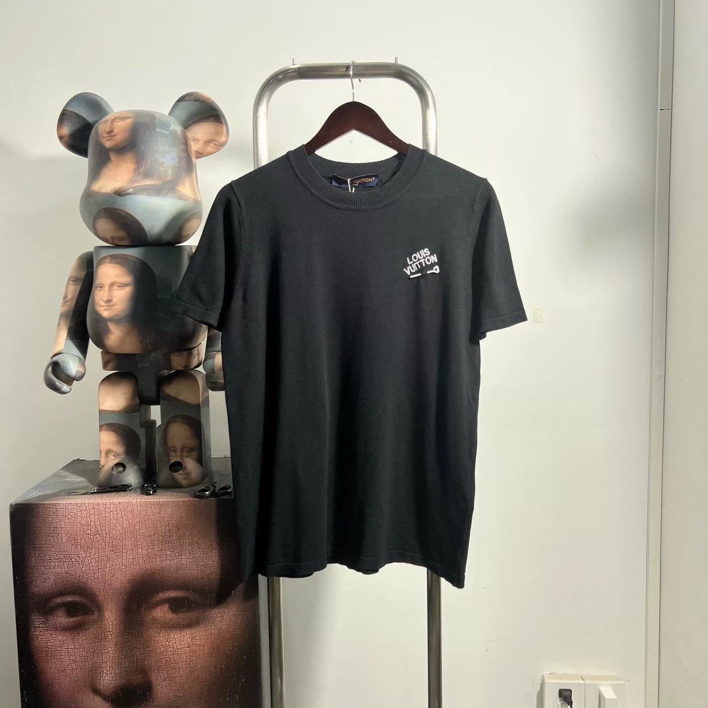 Louis Vuitton Louis Vuitton Knit Black T-Shirt m Men Size US M / EU 48-50 / 2 - 1 Thumbnail