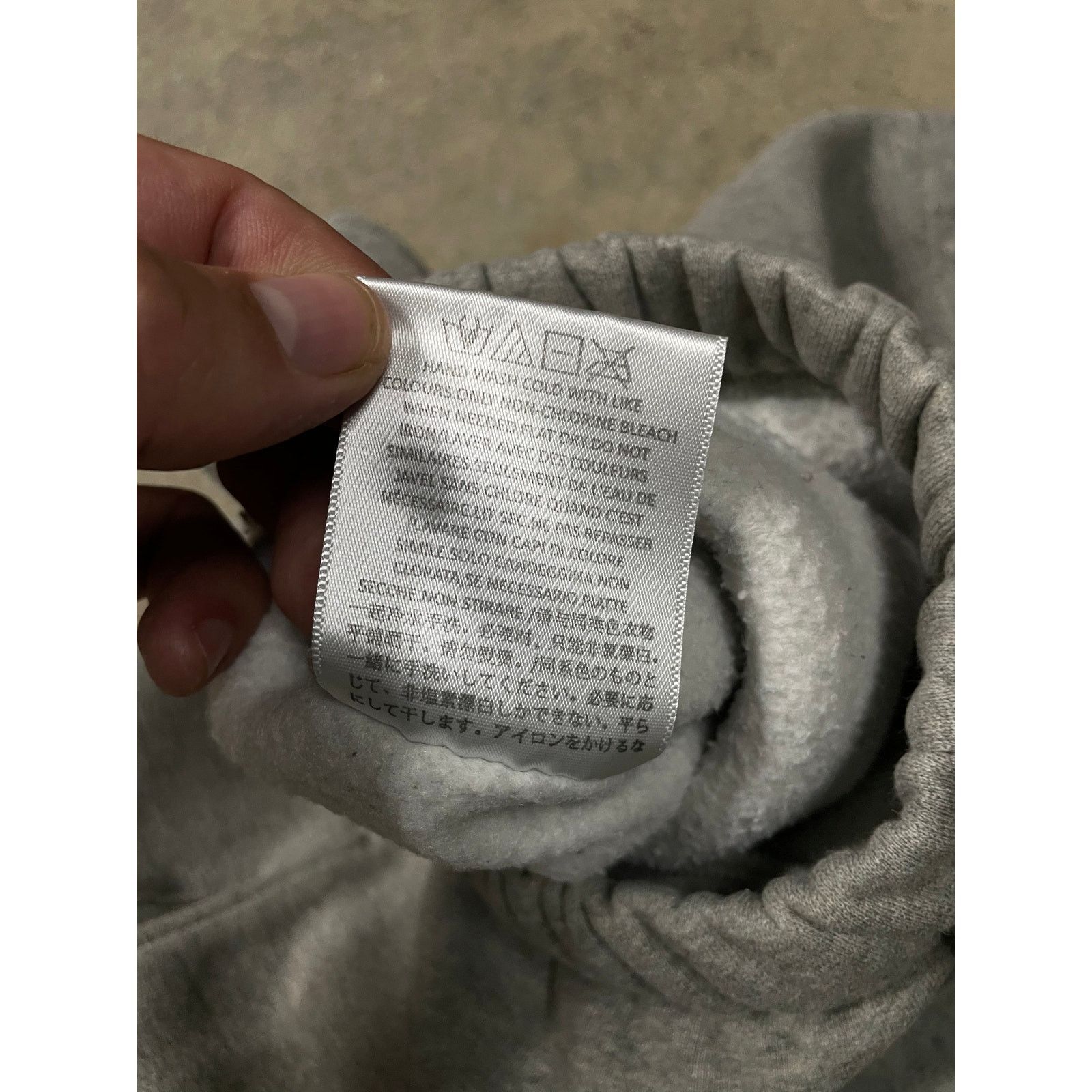 Essentials Essentials 1977 Shorts Grey XS Used Size US 28 / EU 44 - 5 Thumbnail