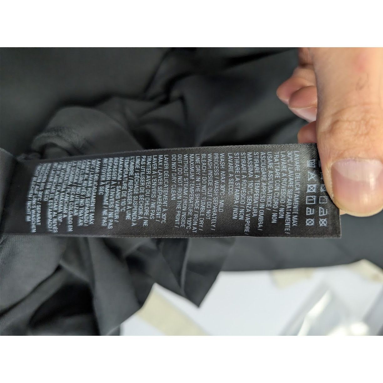 Balenciaga o1rshd1 Q:2 / Erewhon Collab Vintage Jersey T-Shirt in Black Size US M / EU 48-50 / 2 - 18 Thumbnail