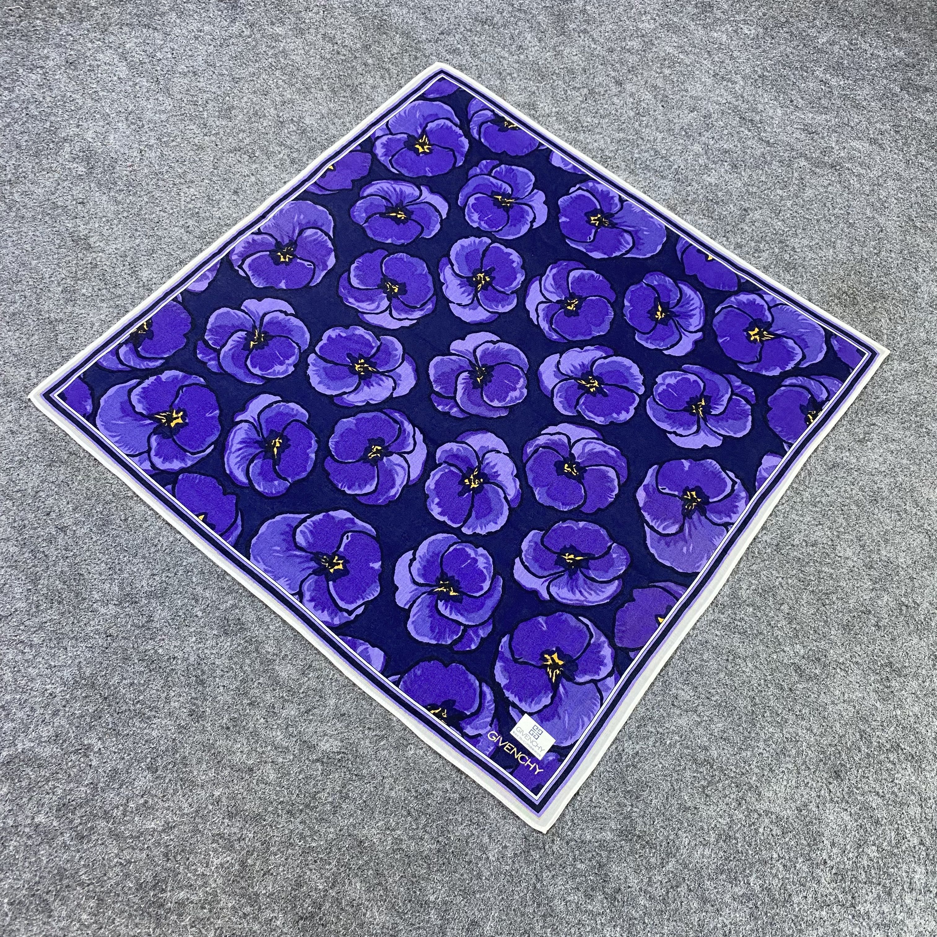 Givenchy Givenchy Handkerchief Neckerchief Bandana-B1998 Size ONE SIZE - 4 Thumbnail