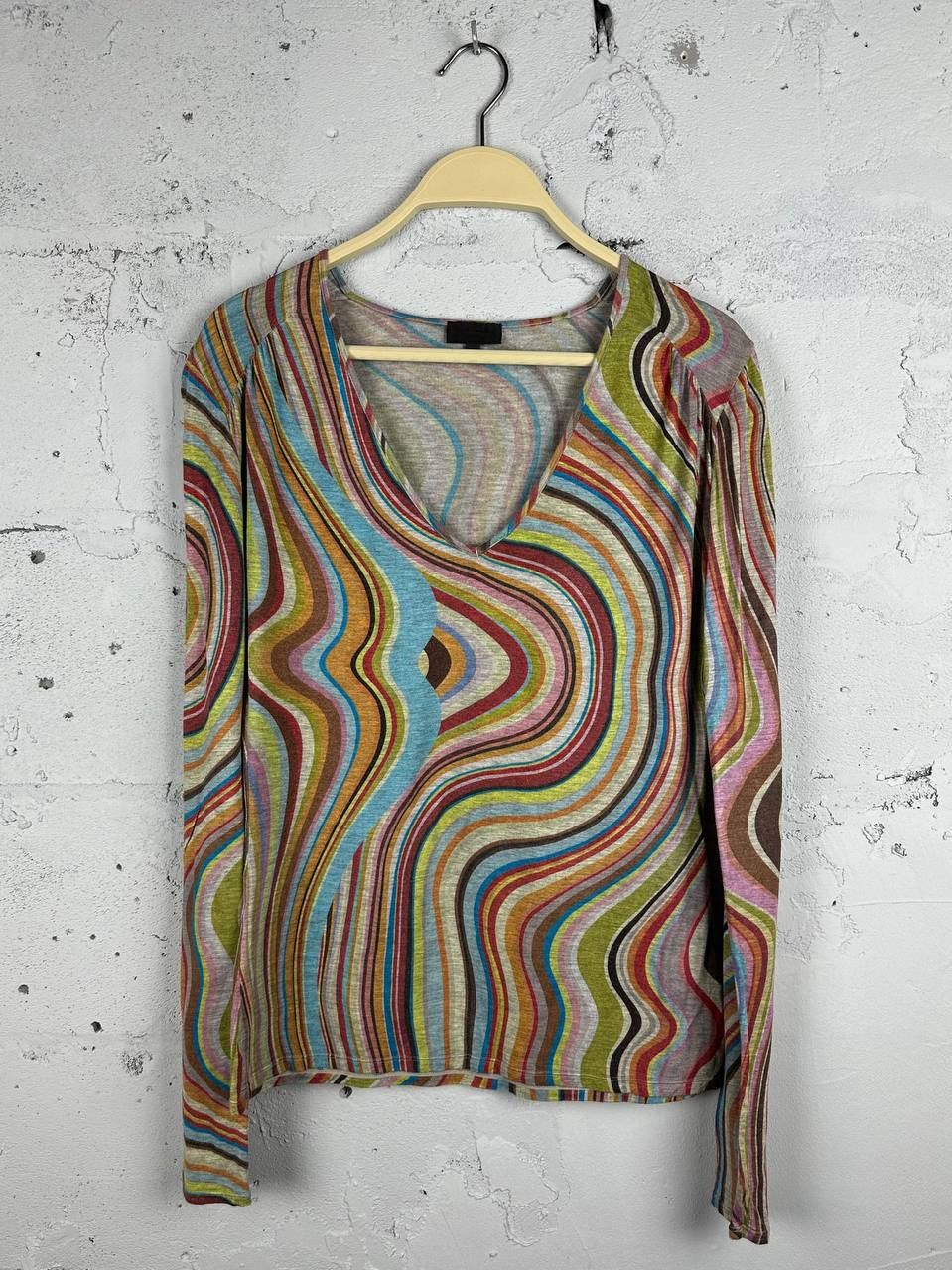 Paul Smith Luxury Paul Smith Iconic Striped V Neck Viscous LS T Shirt Size M / US 6-8 / IT 42-44 - 1 Thumbnail