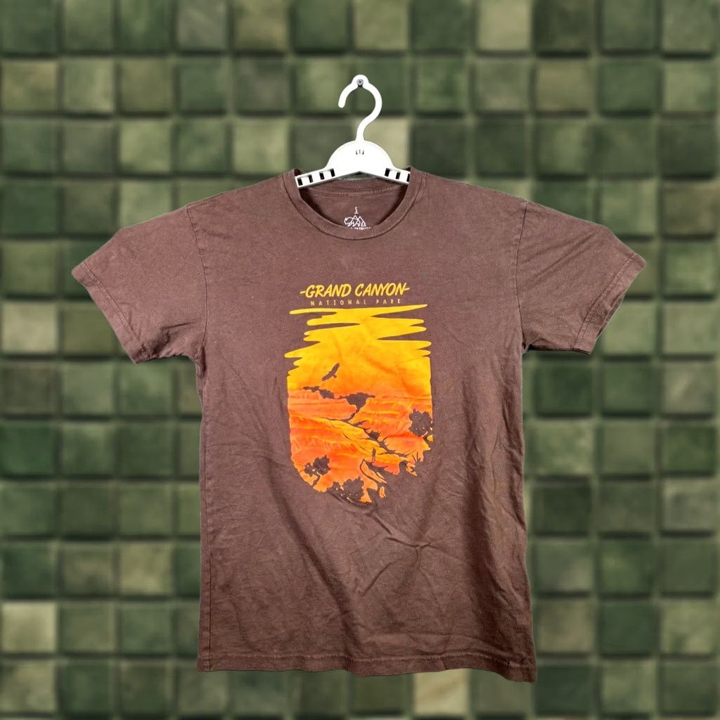 Vintage Wild Tribute T-Shirt Men S Brown Grand Canyon National Park Print Casual Outdoor Shirt Mens Brown Grand Canyon National Park Print Casual Outdoor Size US S / EU 44-46 / 1 - 1 Thumbnail