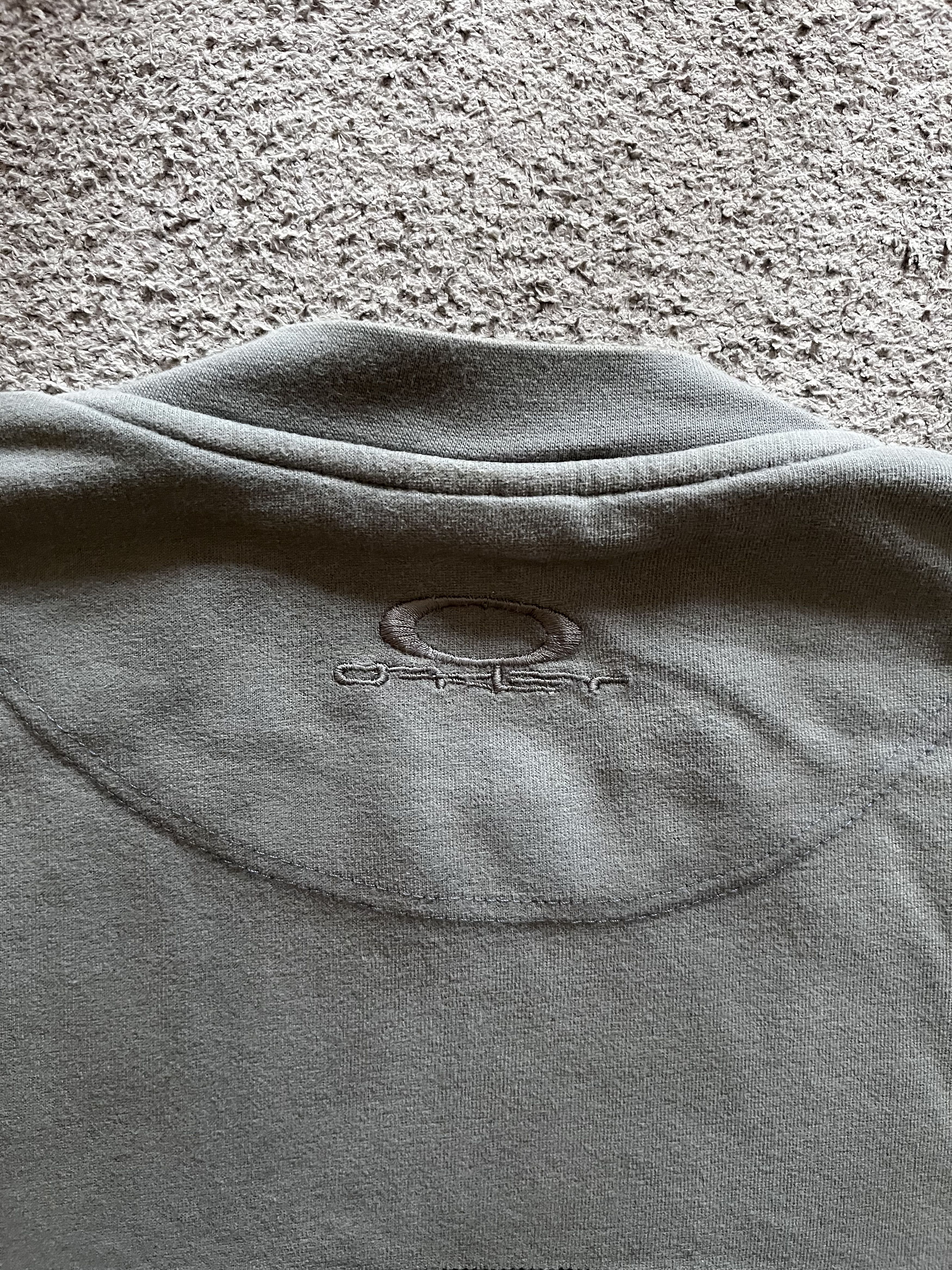 Oakley Oakley software tshirt Rare Size US XL / EU 56 / 4 - 8 Thumbnail