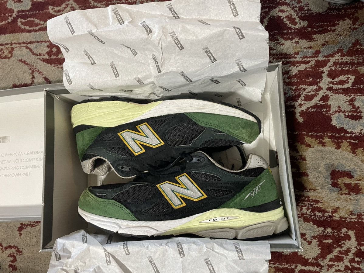 New Balance 990v3 MiUSA running shoes Size US 11 / EU 44 - 15 Thumbnail