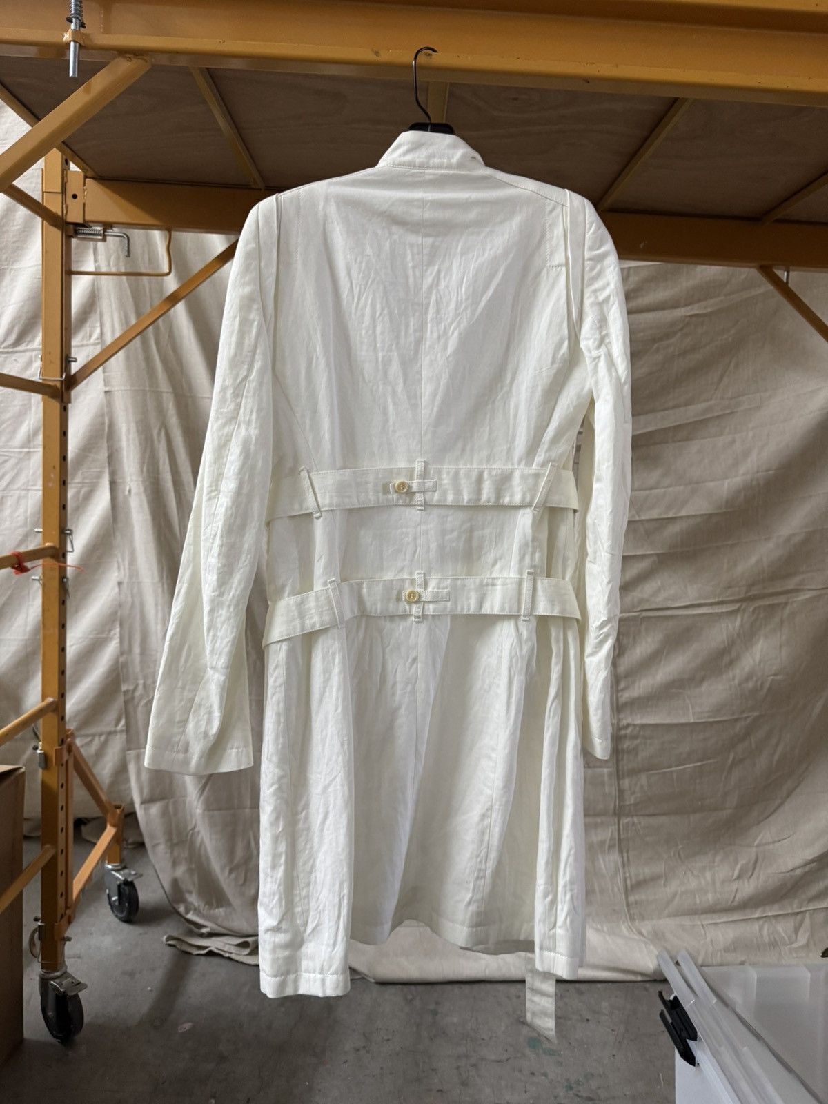 Ann Demeulemeester Ann Demeulemeester White Asymmetric Zip Belted Coat Jacket Size XS / US 0-2 / IT 36-38 - 2 Thumbnail