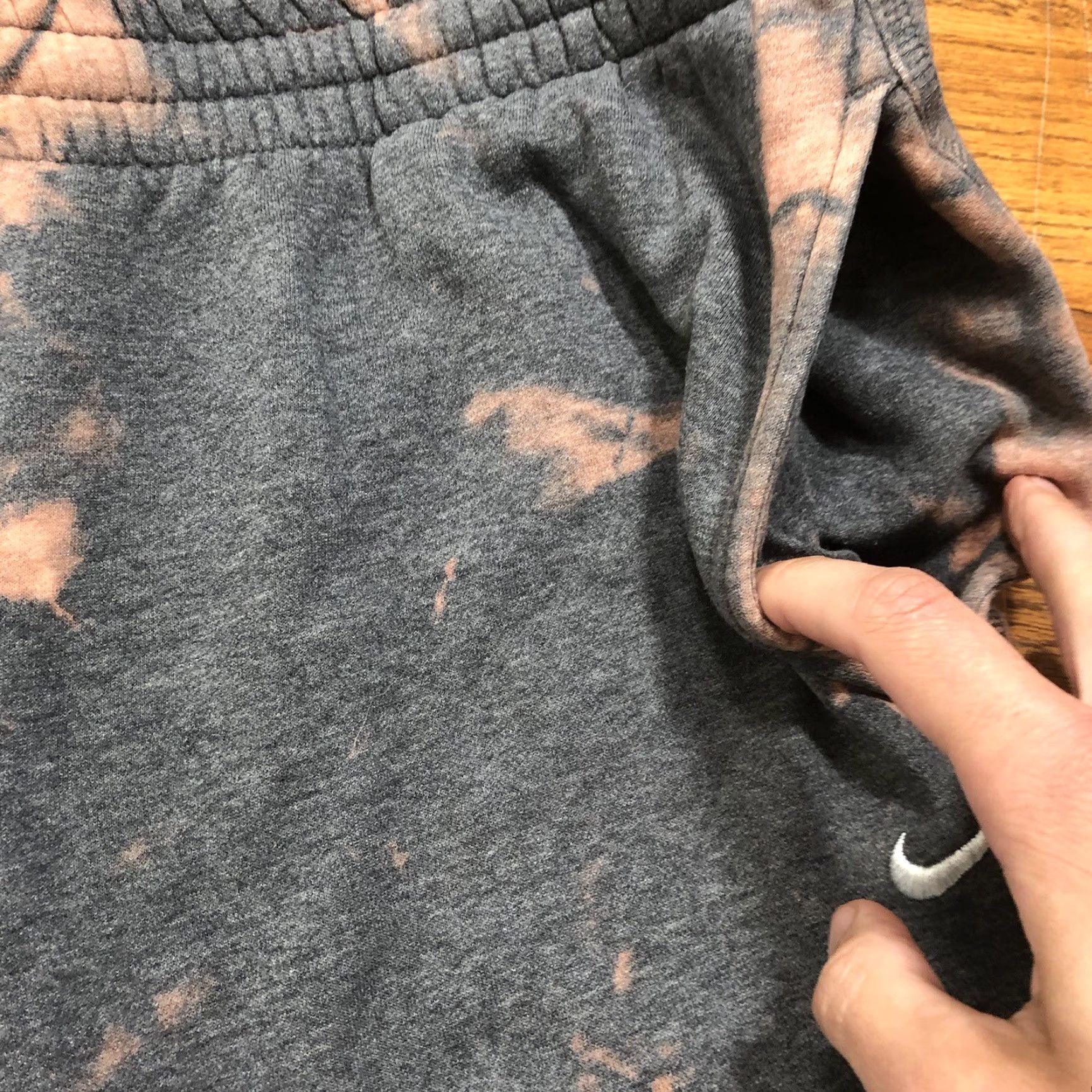 Nike VINTAGE Nike Sweatpants Gray Mens 2XL Drawstring Tie Dye Pockets 90s Athleisure Jeans? Size US 39 - 4 Thumbnail