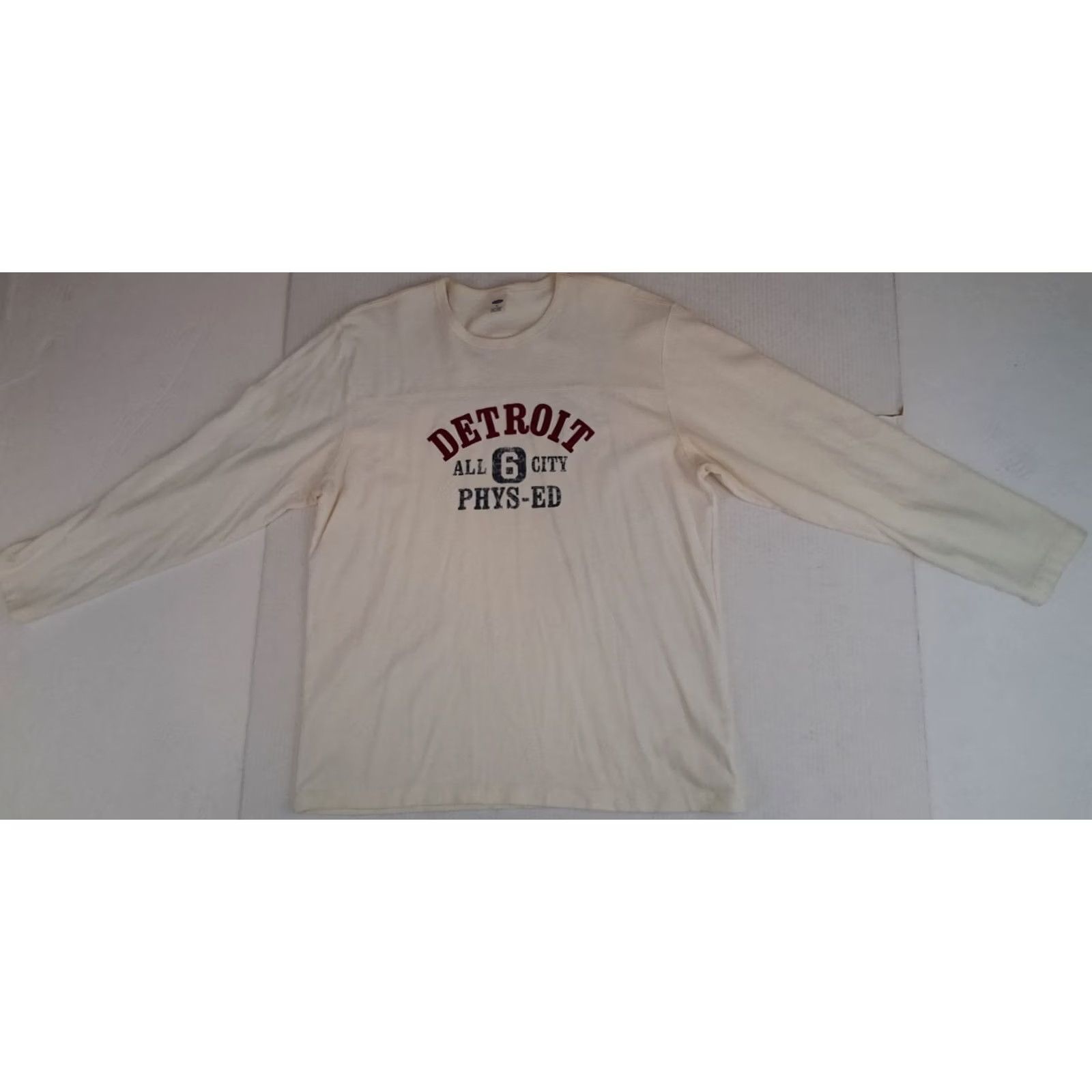 Old Navy VINTAGE Detroit All-City Phys-Ed Stitched Sweatshirt X-Large White Old Navy Shirt Unisex Adults Mens Womens Boys Girls Size US XL / EU 56 / 4 - 2 Thumbnail
