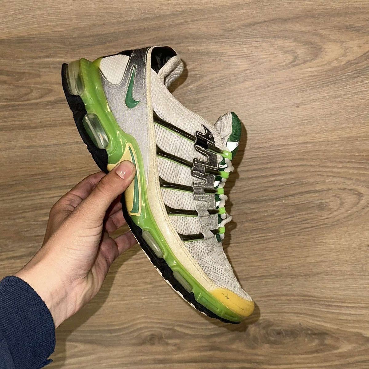 Nike Nike air max plus tn8 emerald green Size US 11 / EU 44 - 2 Thumbnail