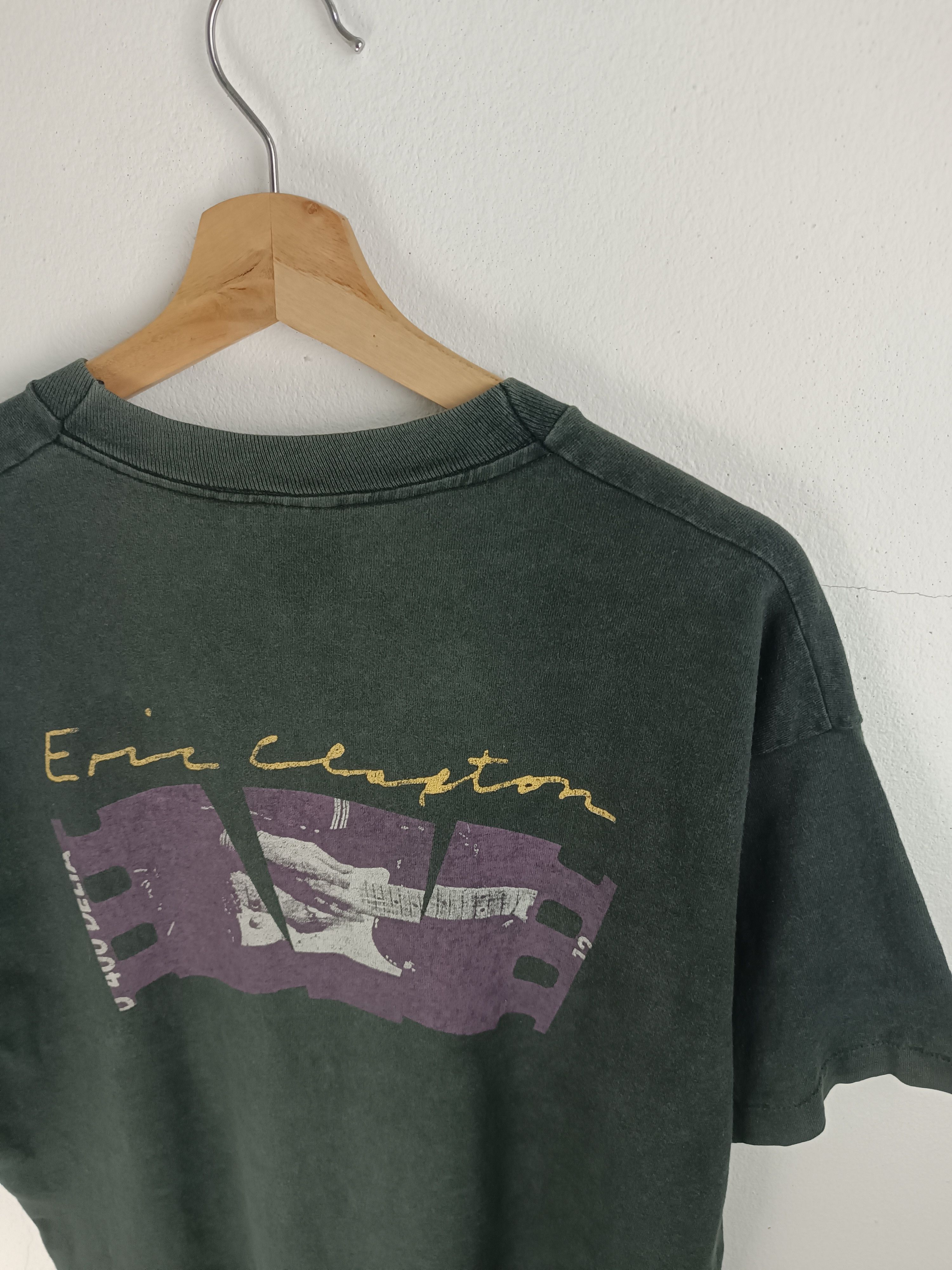 Vintage THRASHED FADED VINTAGE 1992 ERIC CLAPTON hendrix beck dylan Size US L / EU 52-54 / 3 - 16 Thumbnail