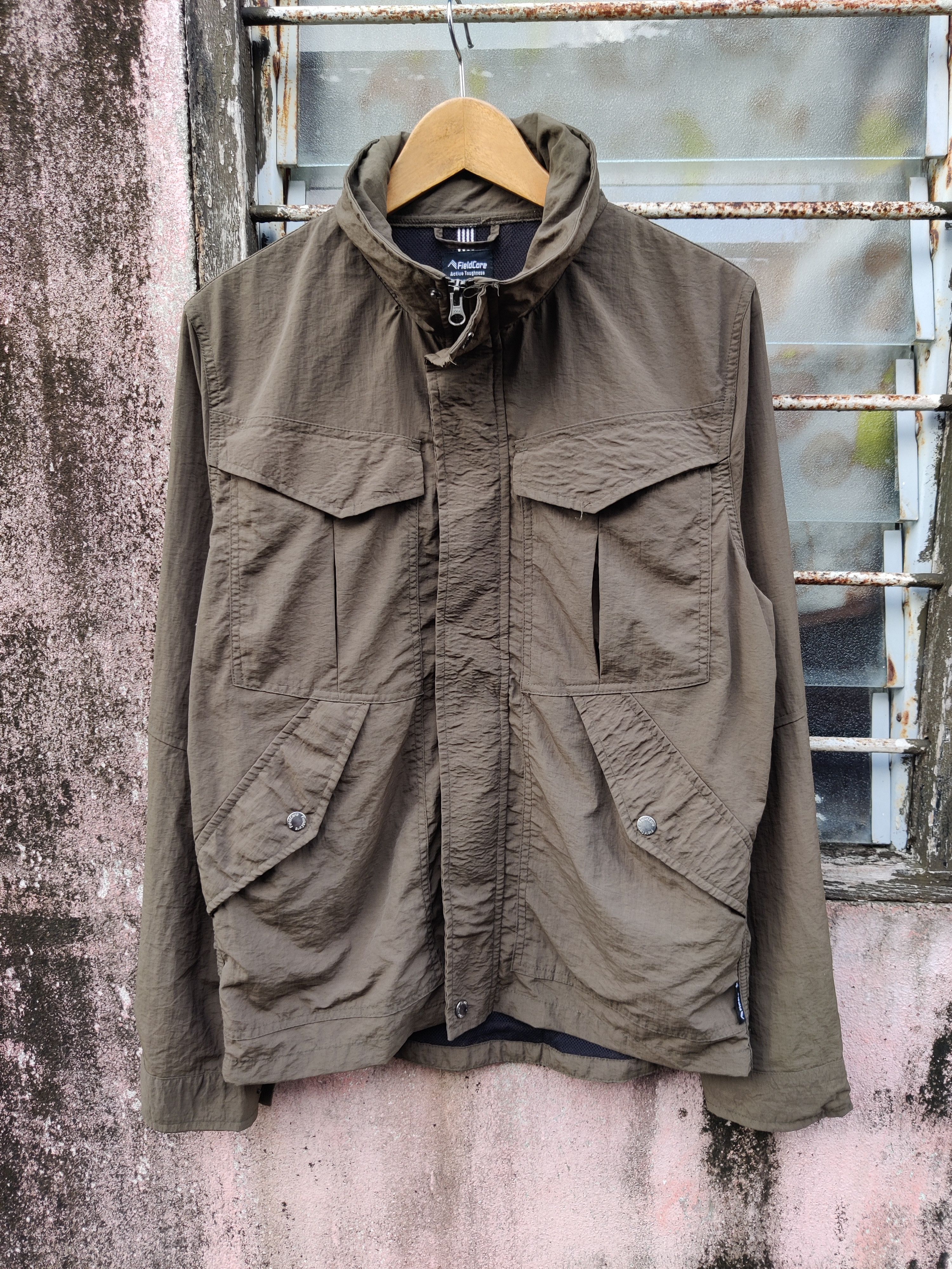 Sanyo travel jacket store