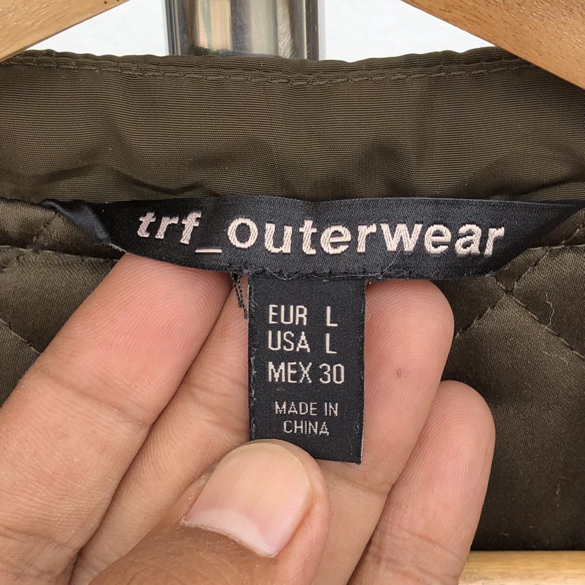 Zara Zara trf Outerwear Lined Quilted Bomber Jacket Size L / US 10 / IT 46 - 22 Thumbnail