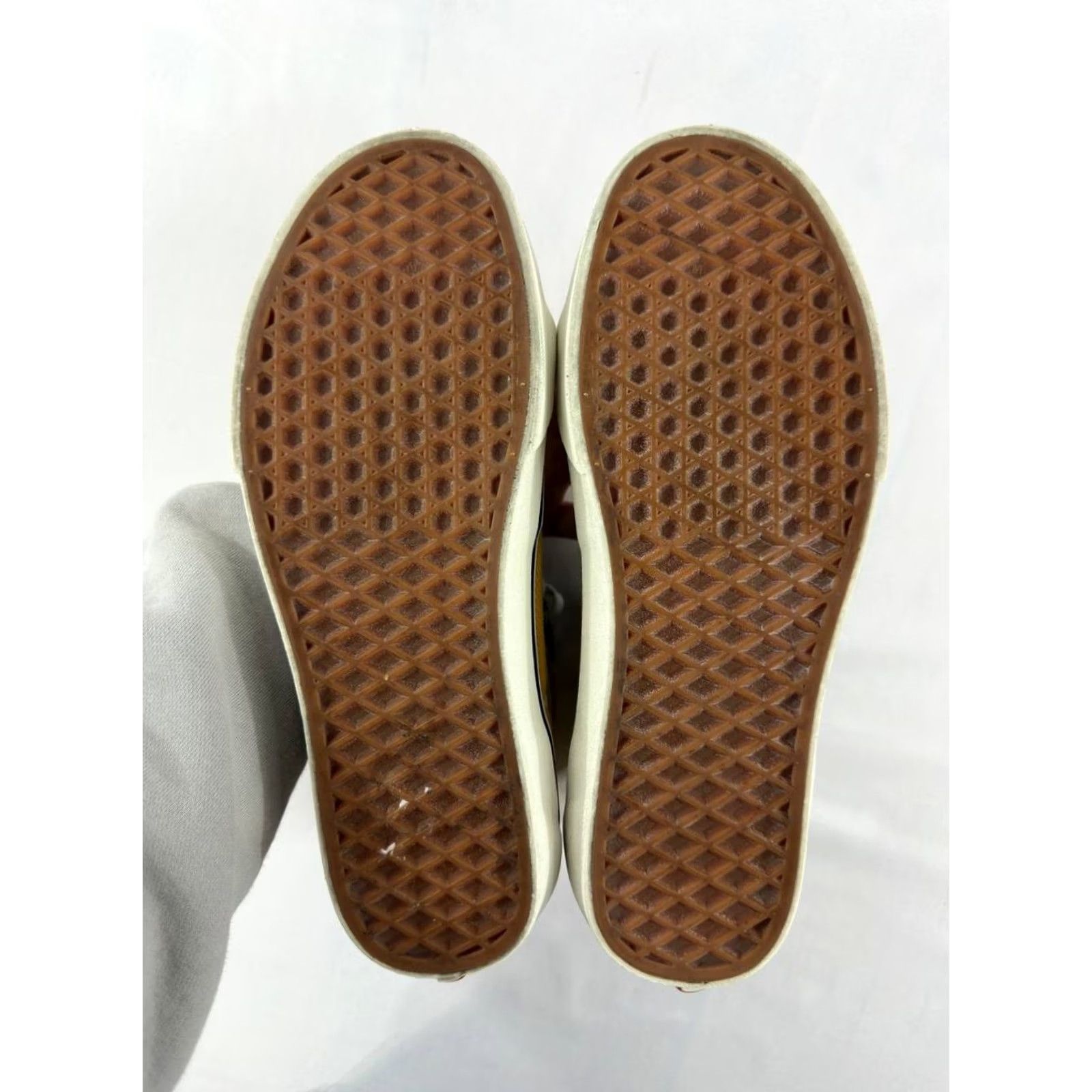 Vans VANS Sk8-Hi Varsity 'Multi-Color' Sneaker Athletic High Top Men Size 7 Women 8.5 Unisex Size US 7 / IT 37 - 7 Thumbnail