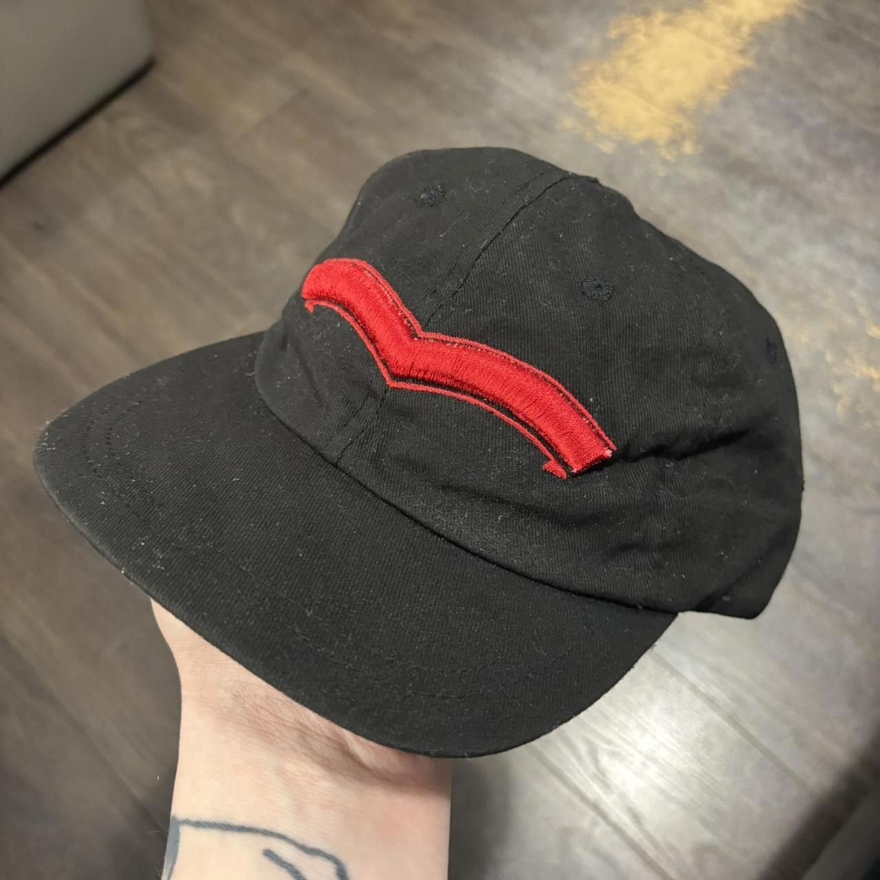 Levi's vintage Levi’s batwing strap back hat 90s OS Size ONE SIZE - 2 Thumbnail